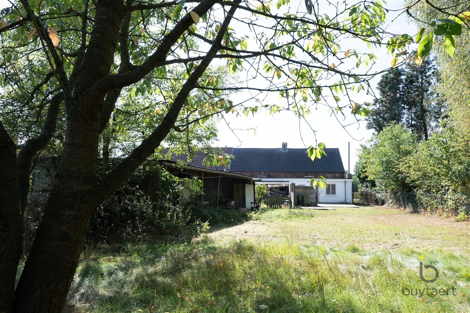 CHARME, RUST ÉN GROEN: TE RENOVEREN GEZINSWONING BESTAANDE UIT 2 DORPSHUISJES MET TUIN AAN DE VAART foto 31