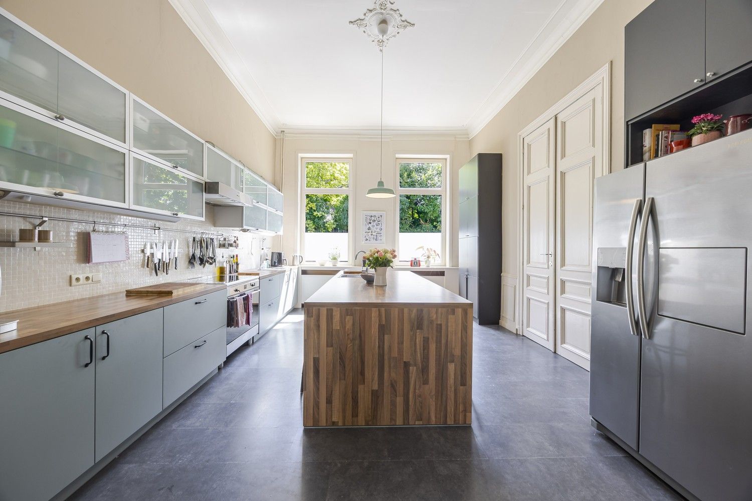 Statige herenwoning in hartje Aarschot – instapklaar en vol karakter foto 3