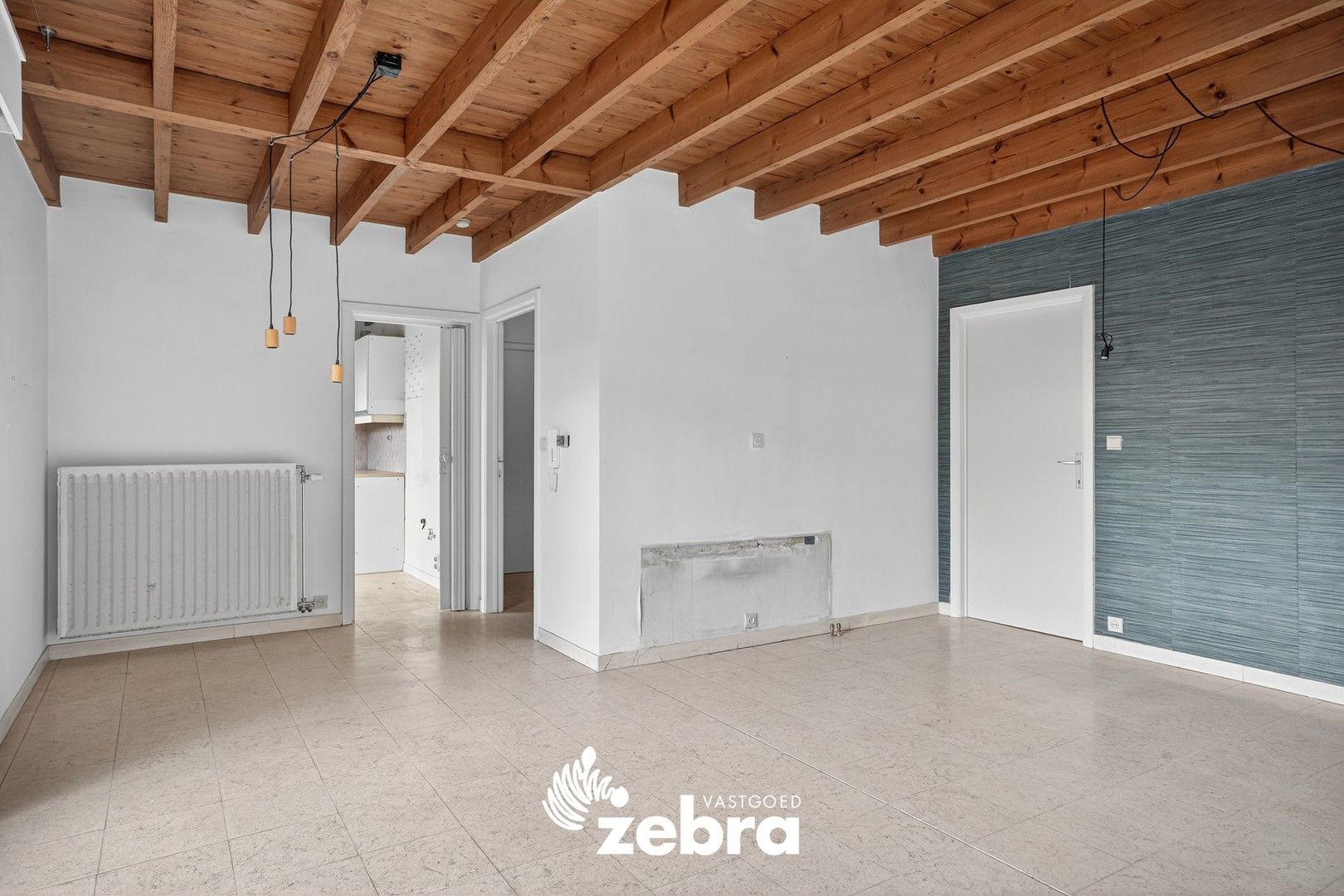 Zeer ruime woning met inpandige garage te koop in Staden! foto 14