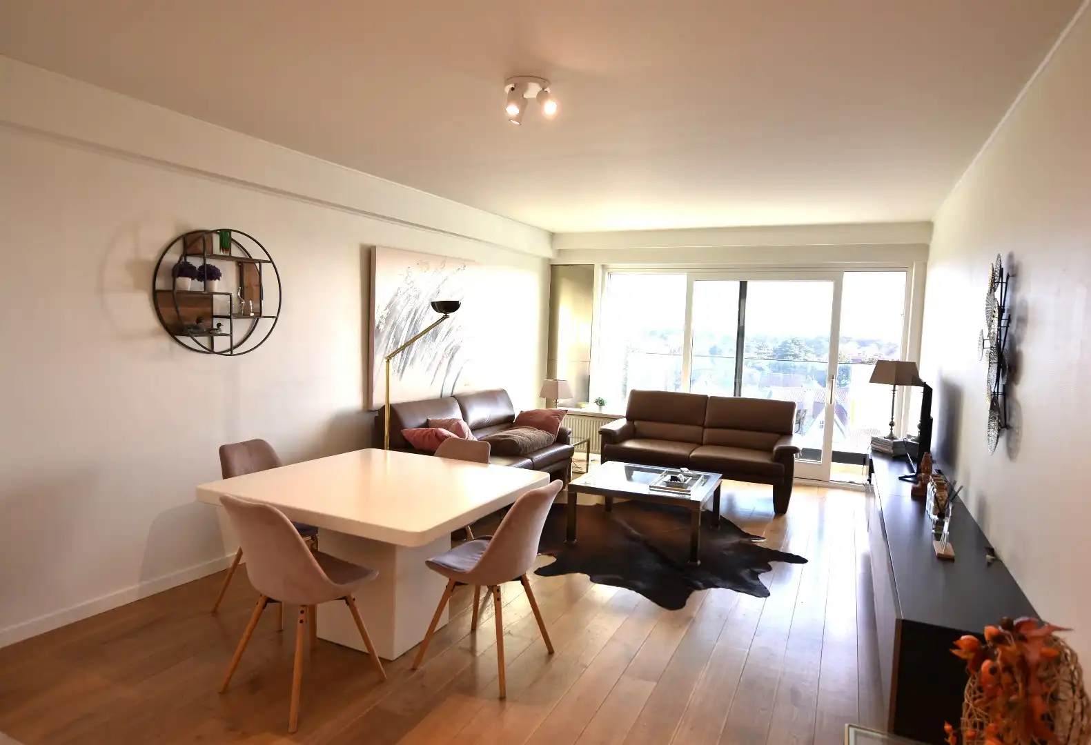 Gemeubeld appartement op de vijfde verdieping gelegen in hartje Zoute op enkele passen van het Albertplein en de zee foto 7