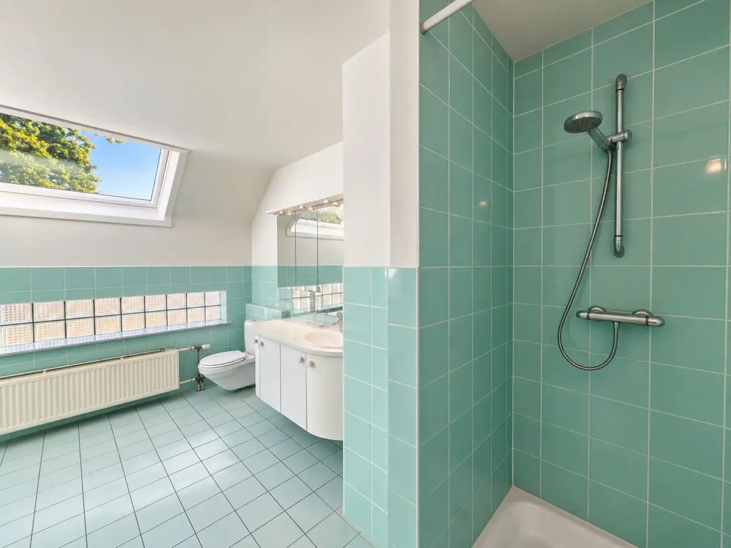 LIEVEGEM – Halfopen woning met 3 slaapkamers en rustige tuin foto 14