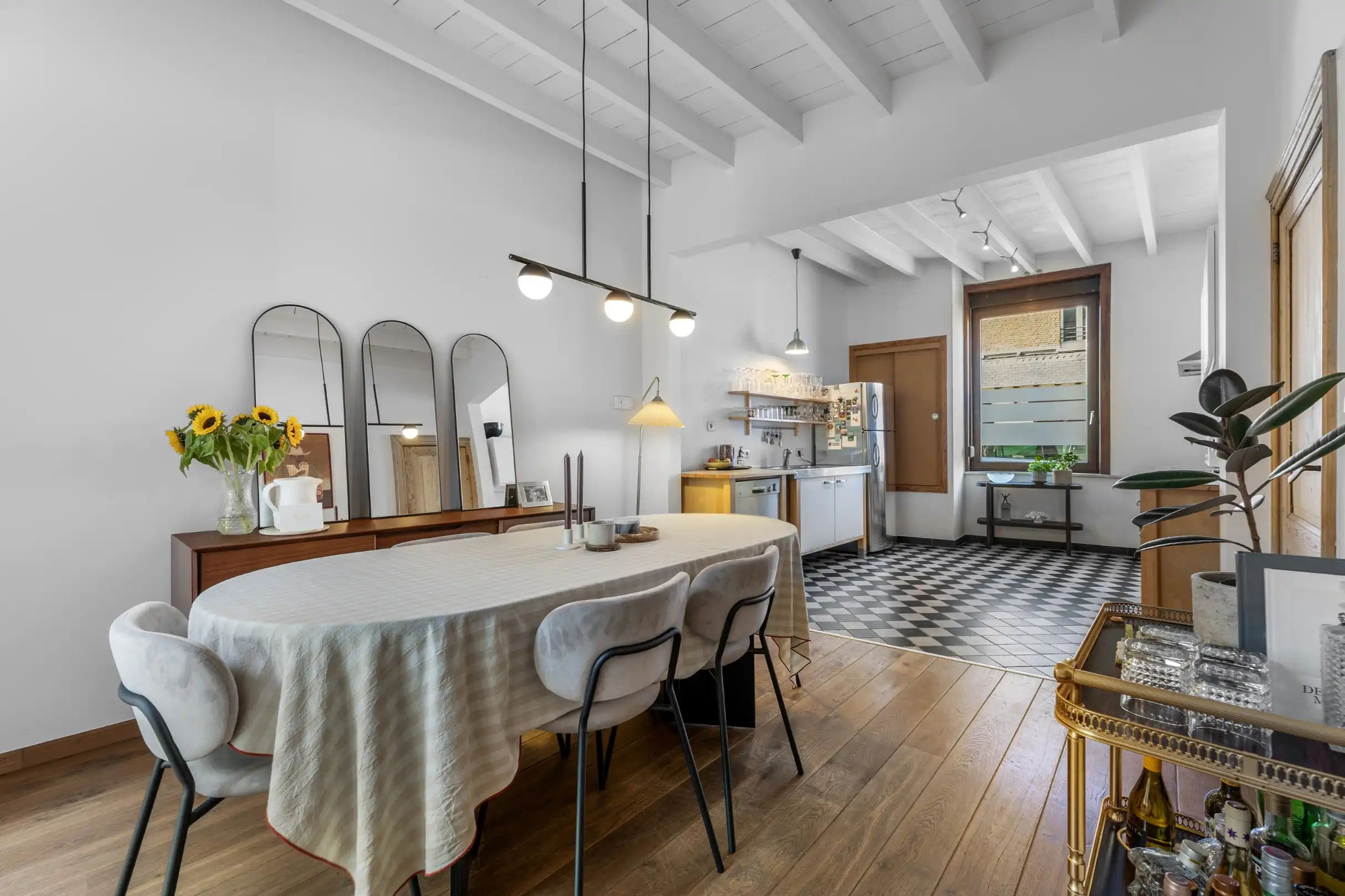 Knappe woning op heerlijke centrumlocatie foto 8