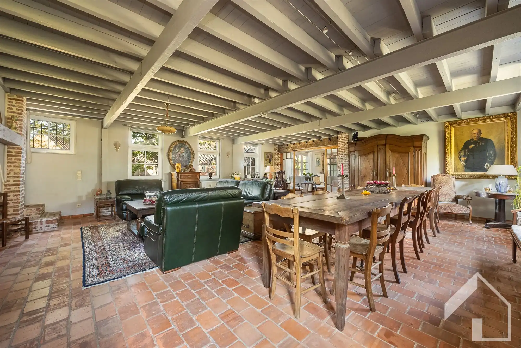 Unieke hoeve bestaande uit 2 individuele woningen en atelier foto 16