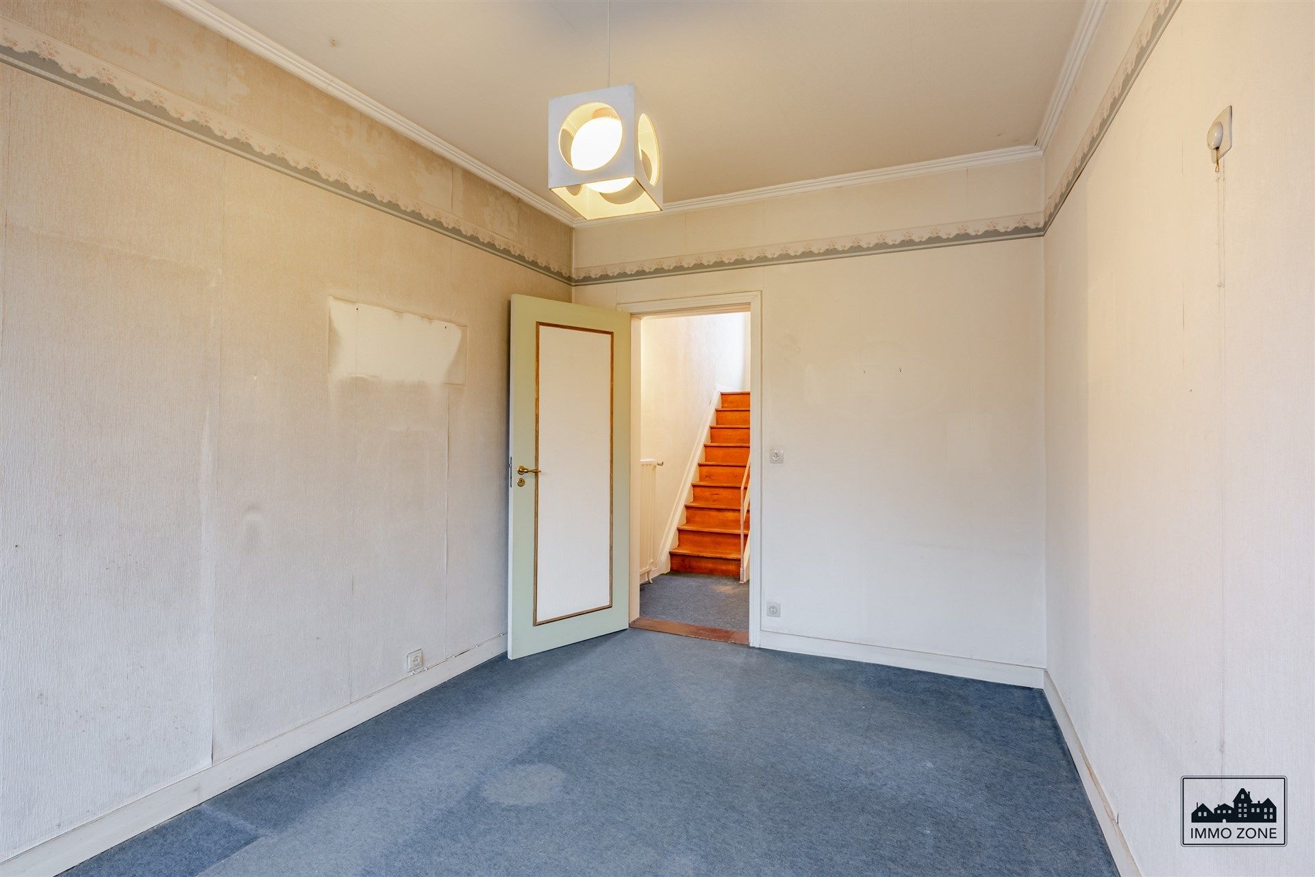 Ruime renovatiewoning met 5 slaapkamers en grote tuin foto 14