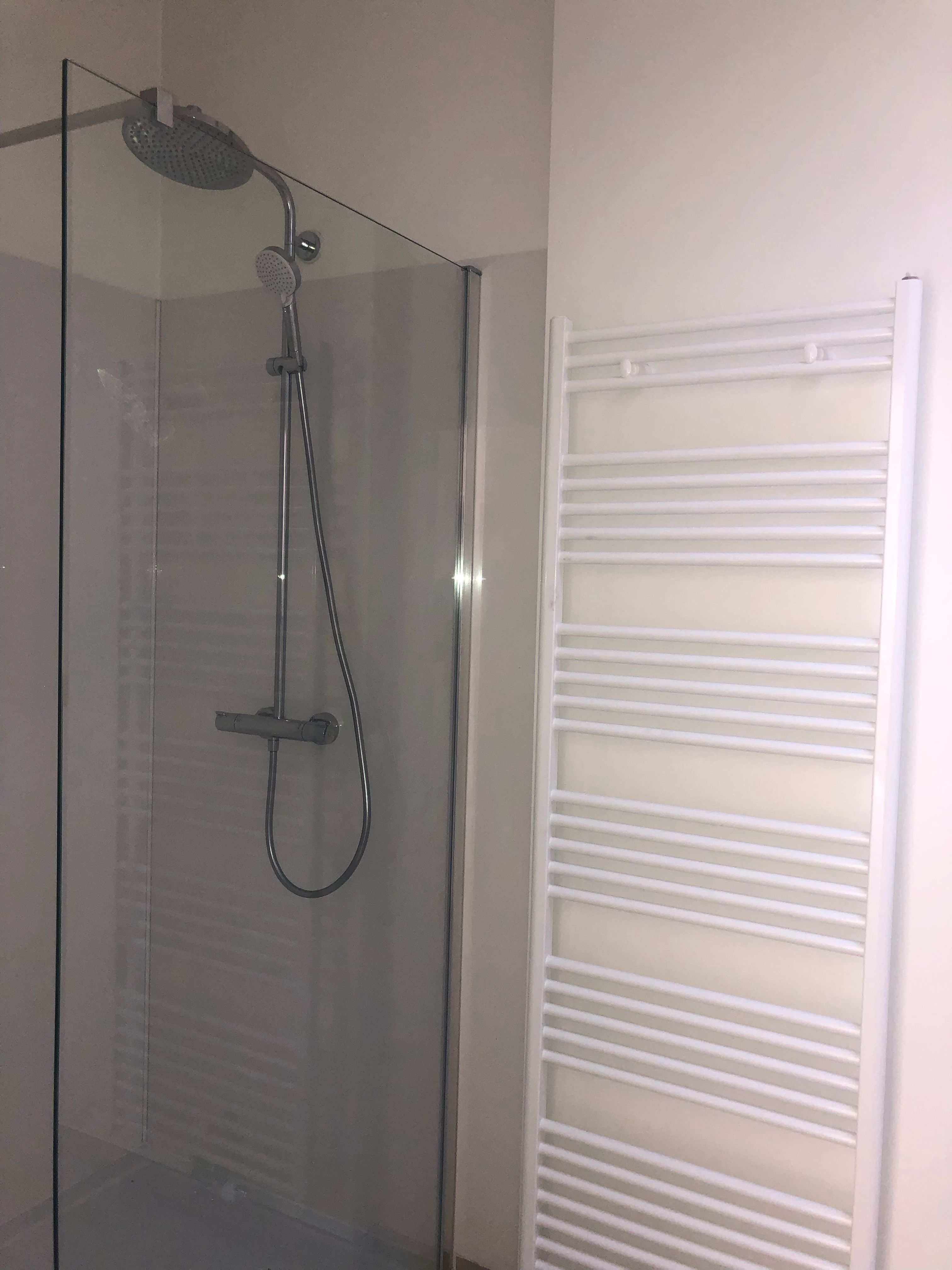 Volledig vernieuwde gelijkvloerse studio in de Brugse binnenstad foto 10