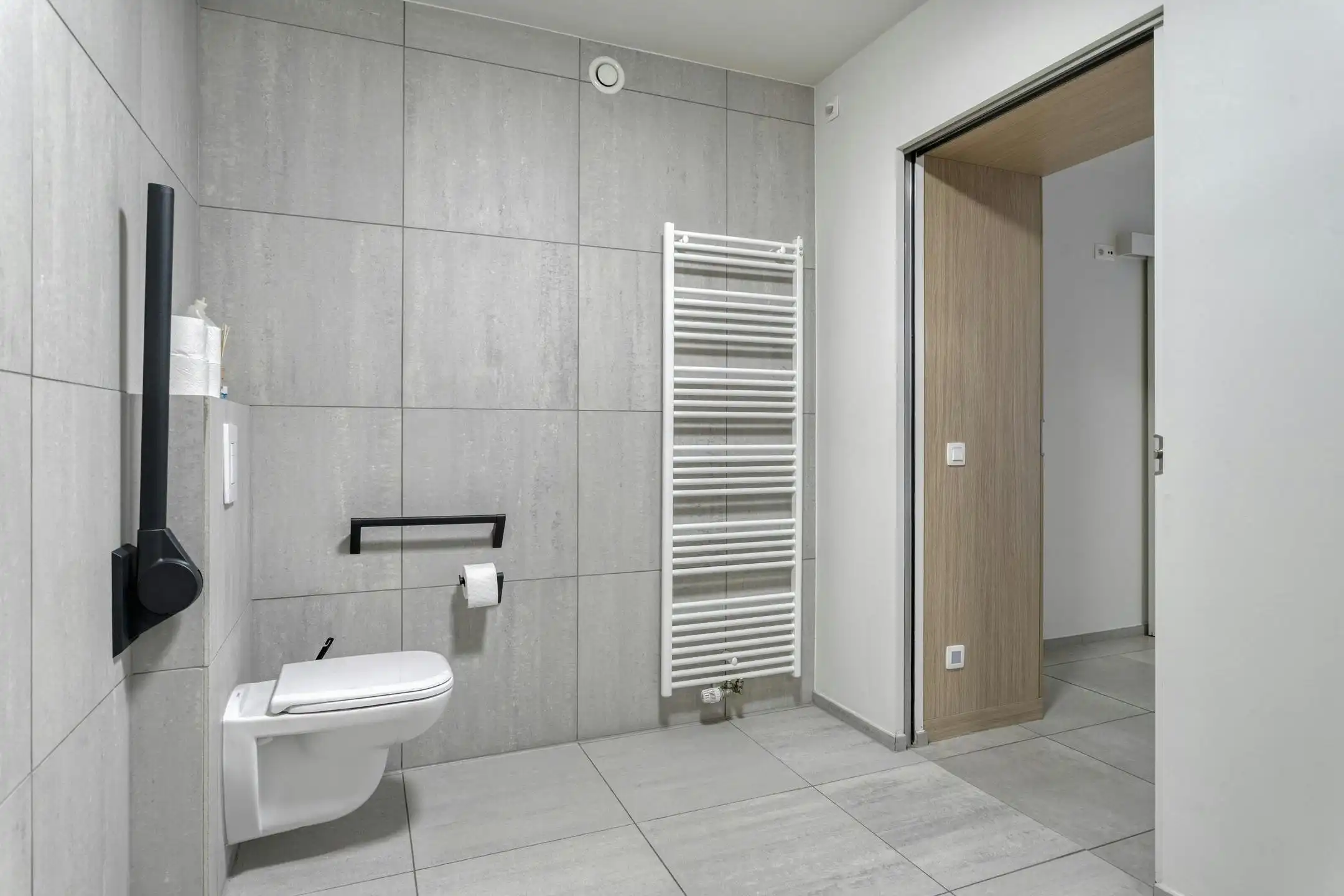 Assistentiewoning te koop in centrum Kortrijk!  foto 10