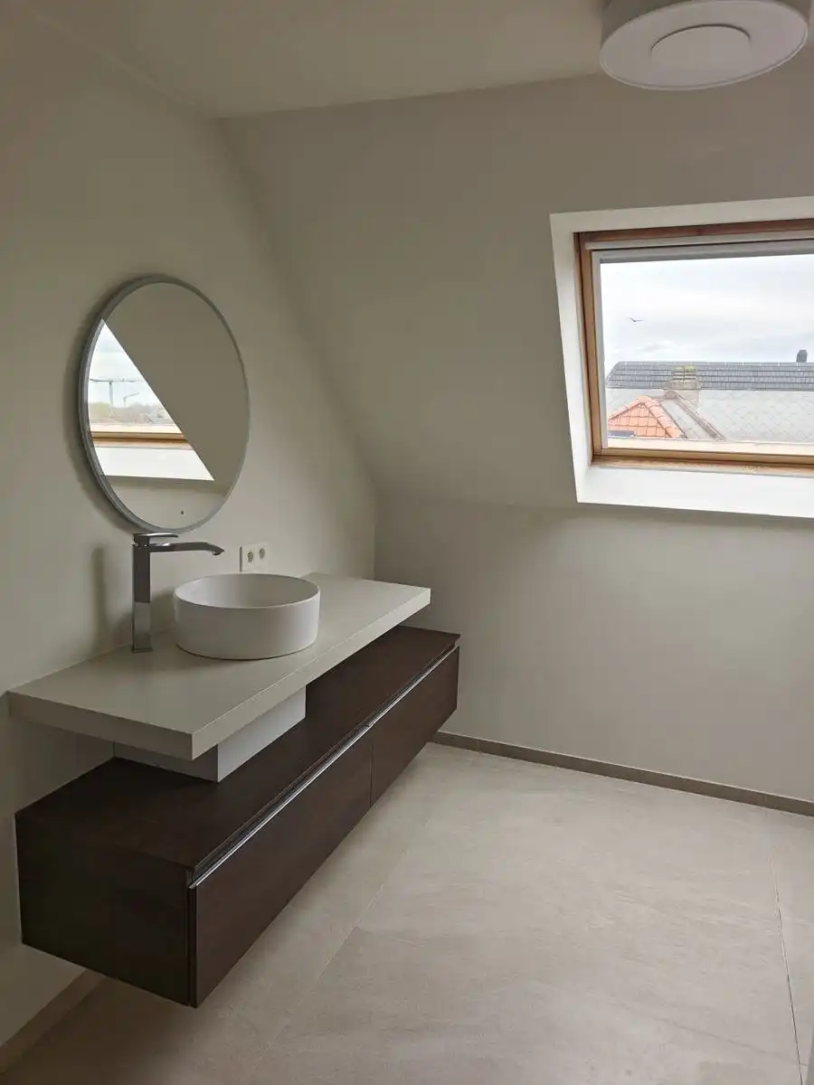 Ruim appartement te Sint-Andries foto 7