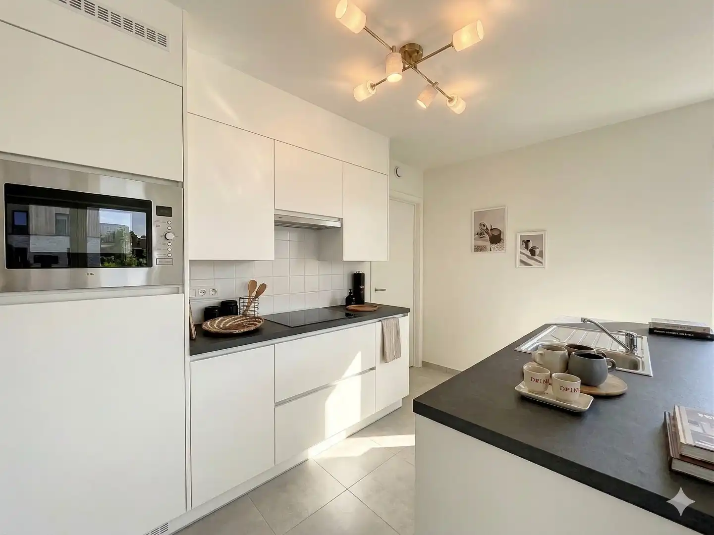 Opbrengsteigendom bestaande uit 12 nieuwbouwappartementen foto 5