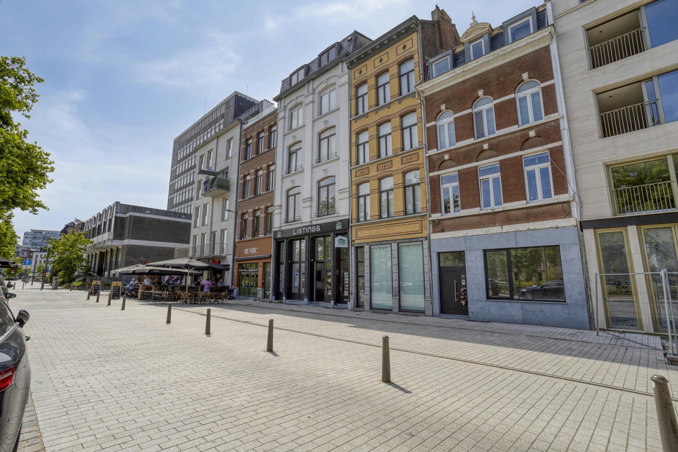 Triplex appartement te koop aan de Waalsekaai te Antwerpen foto 18