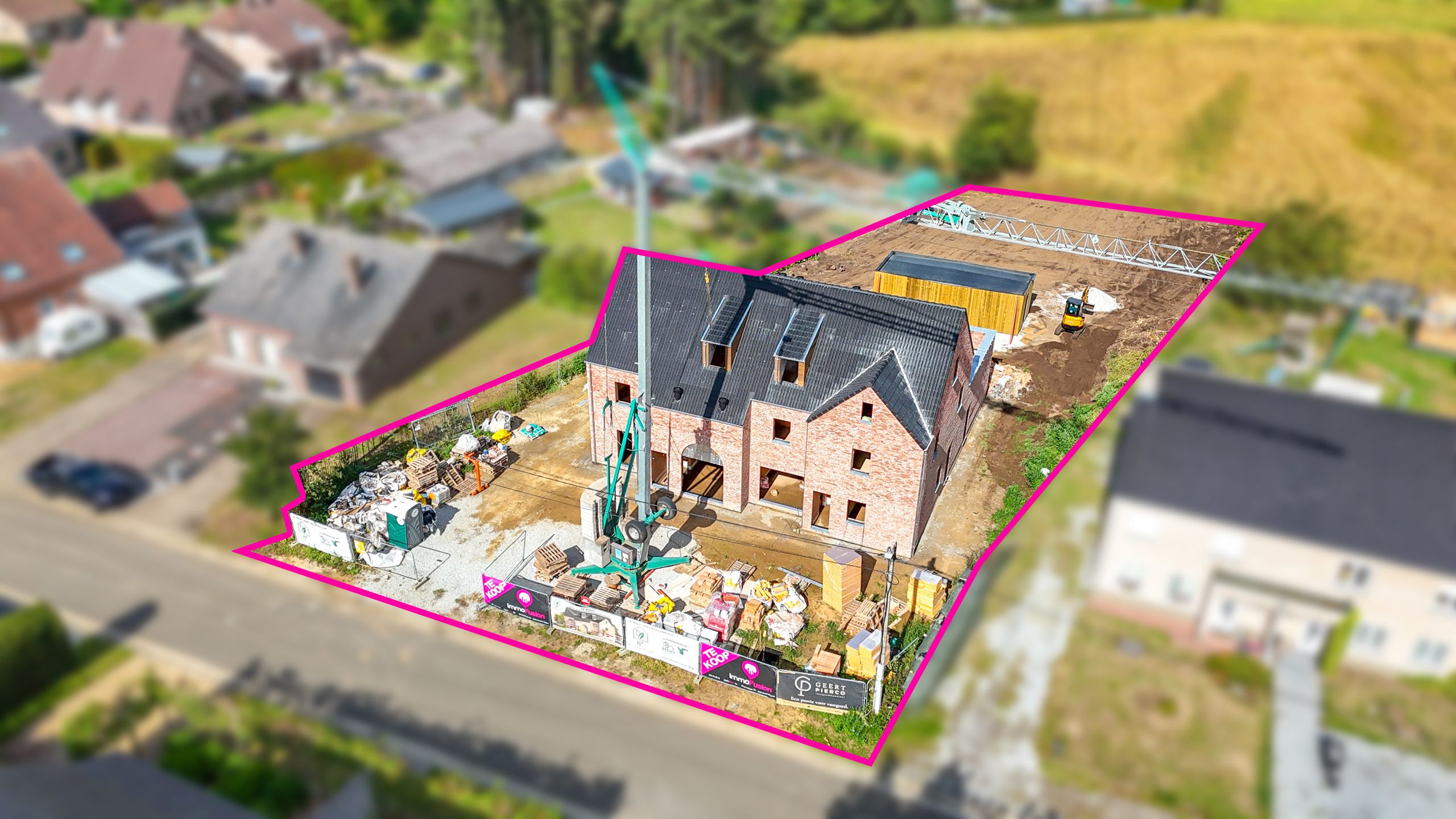 Zeer ruim (146m²!) duplex app.met 2-slpks,garage en terras! foto 13