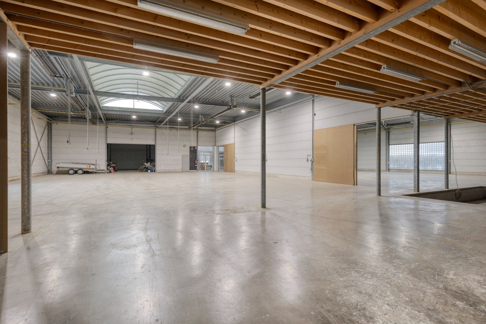 Polyvalent nijverheidscomplex met hedendaagse sociale voorzieningen  foto 9