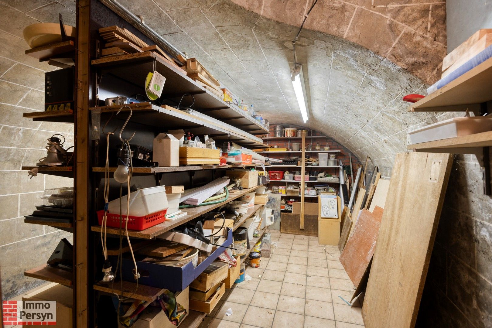 Zeer ruime, op te frissen woning met uitzicht op de Rozenkransweg – centrum Scherpenheuvel. Geen renovatieplicht! foto 35