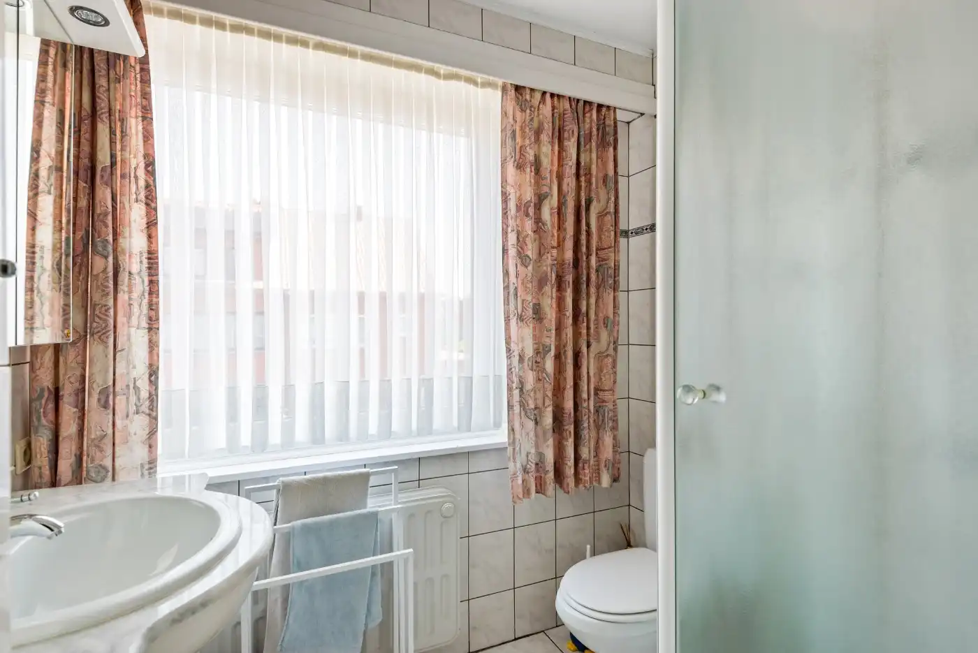 Op te frissen woning met 4 slpk. en tuin foto 22