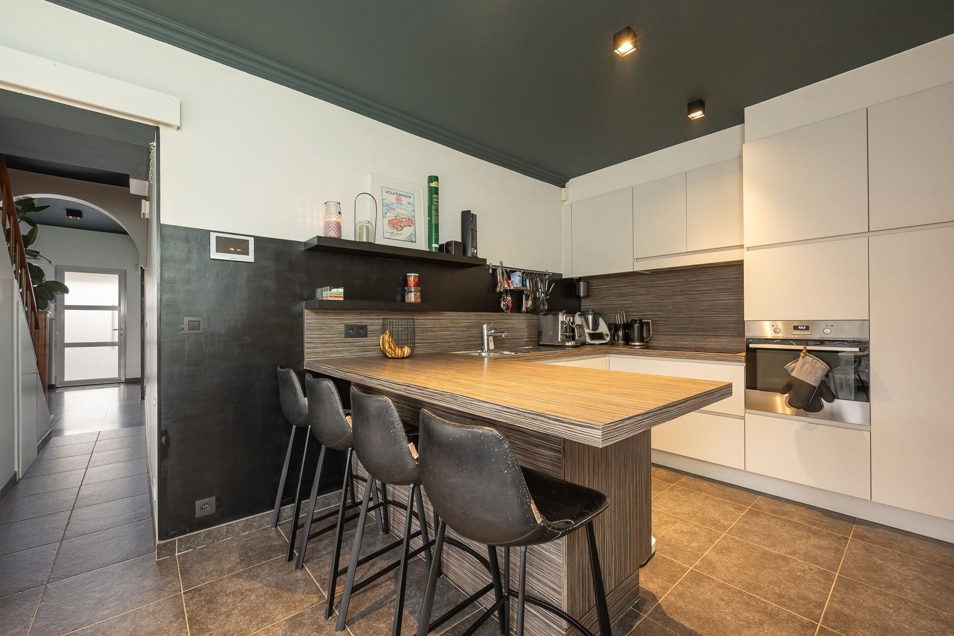 Unieke woonst met verborgen tuinoase foto 3