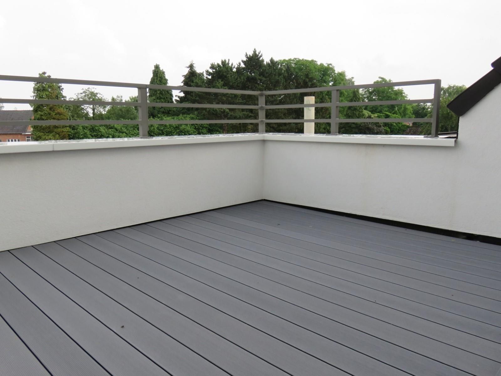 Dakappartement met 2 slaapkamers, terras en autostaanplaats! foto 9