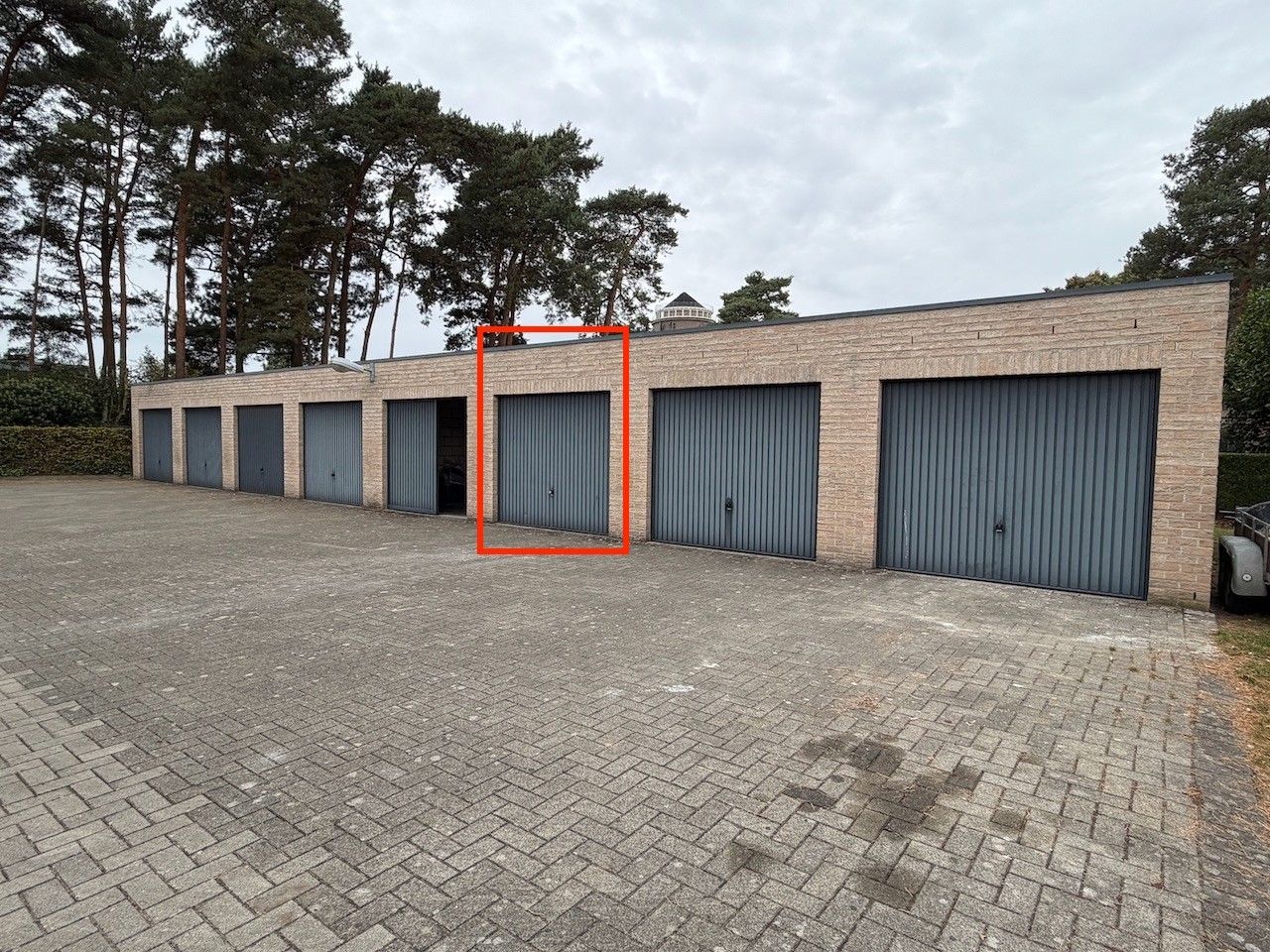 Genk, Keinkesstraat 20 bus 3: Rustig gelegen gelijkvloers appartement met 1 slaapkamer en garage. foto 2