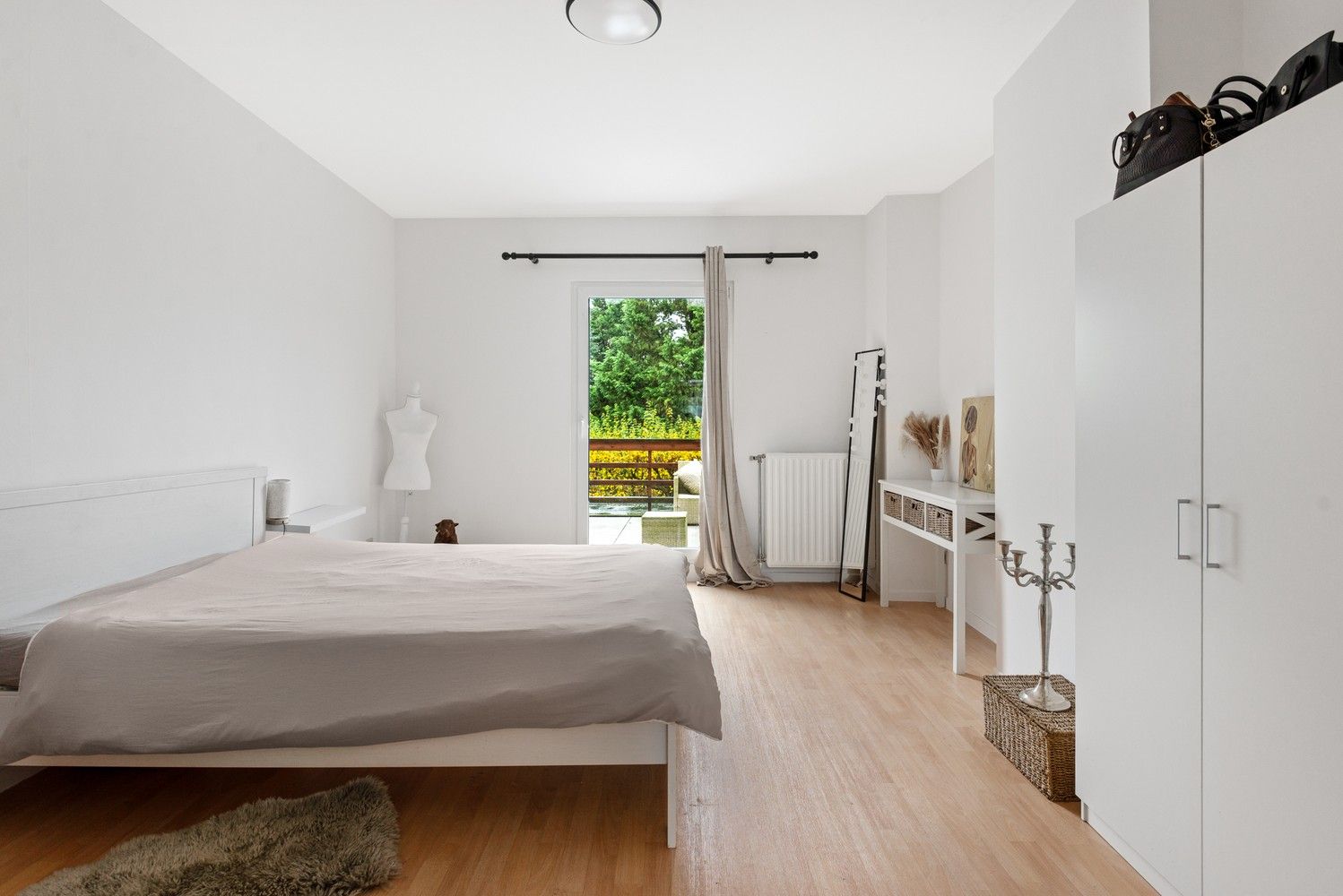 Opbrengsteigendom (praktijk + 2 appartementen) in Wijnegem centrum te koop! foto 15