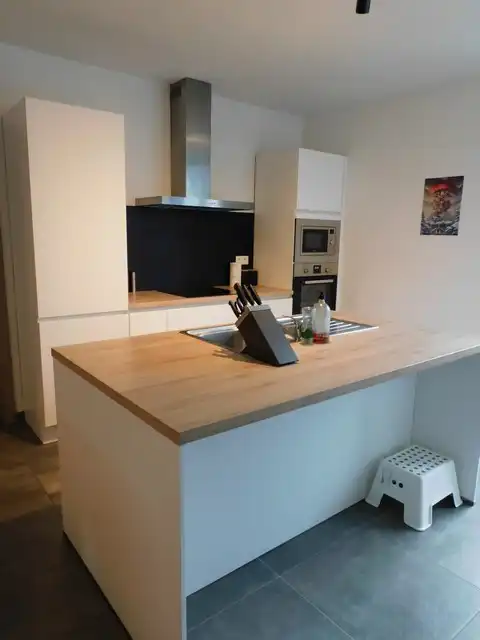 Rustig gelegen, energiezuinig appartement met carport foto 6