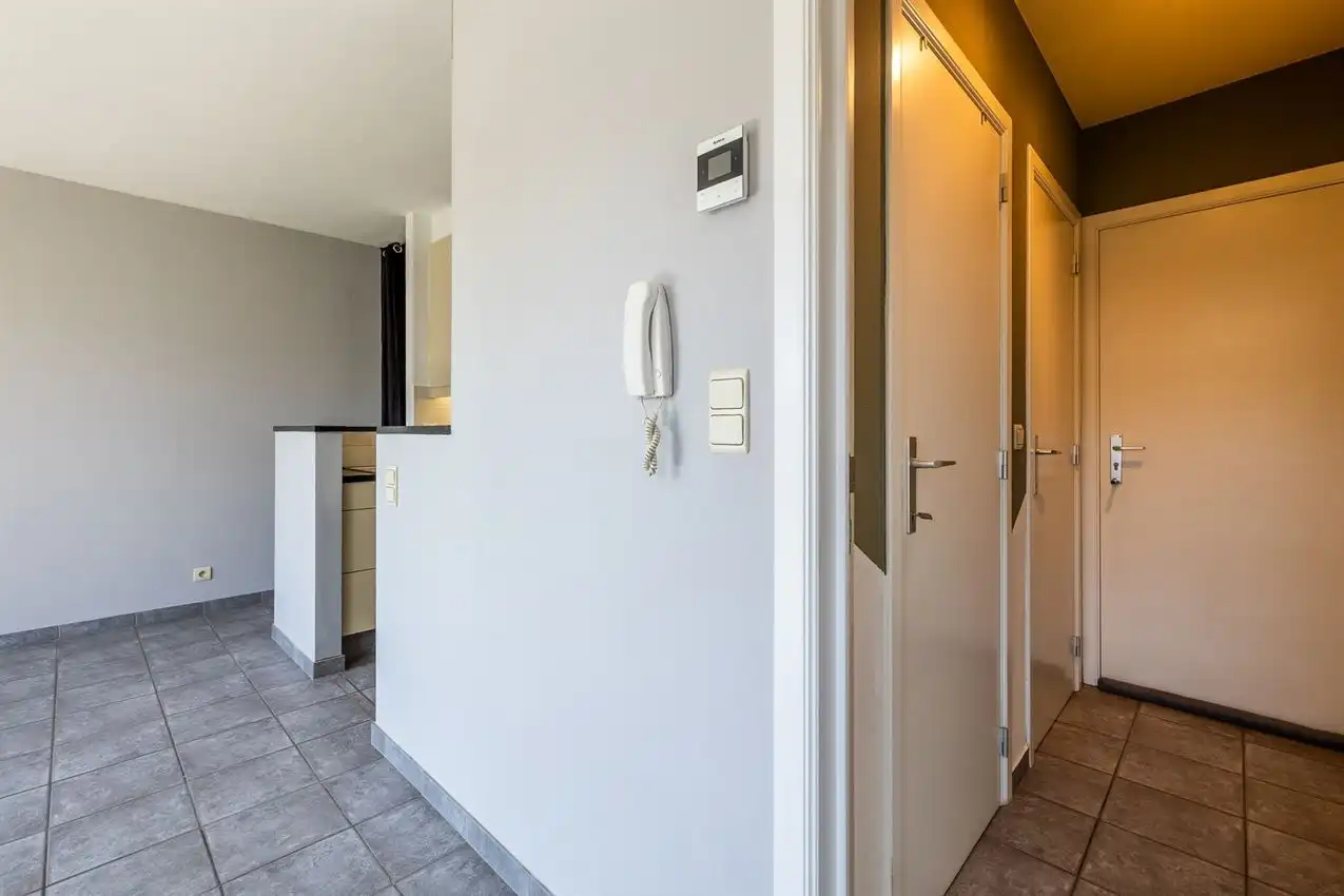 Duplex met twee slaapkamers en autostaanplaats op rustige locatie foto 30