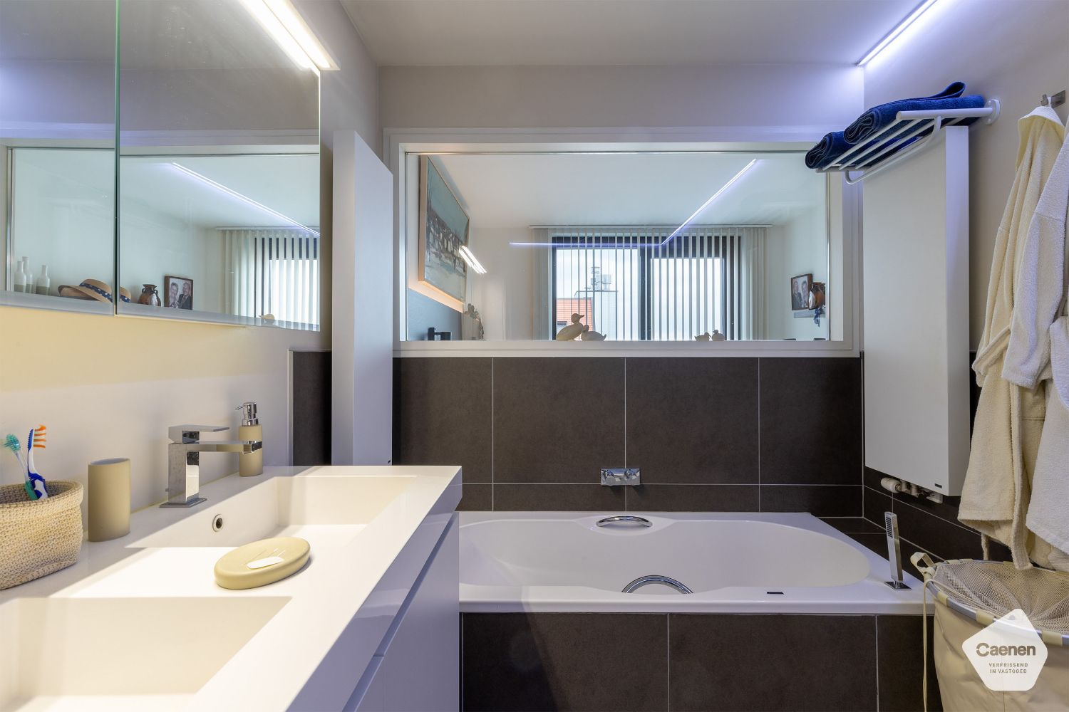 Magnifiek afgewerkt appartement met 2 slaapkamers en riant terras foto 8
