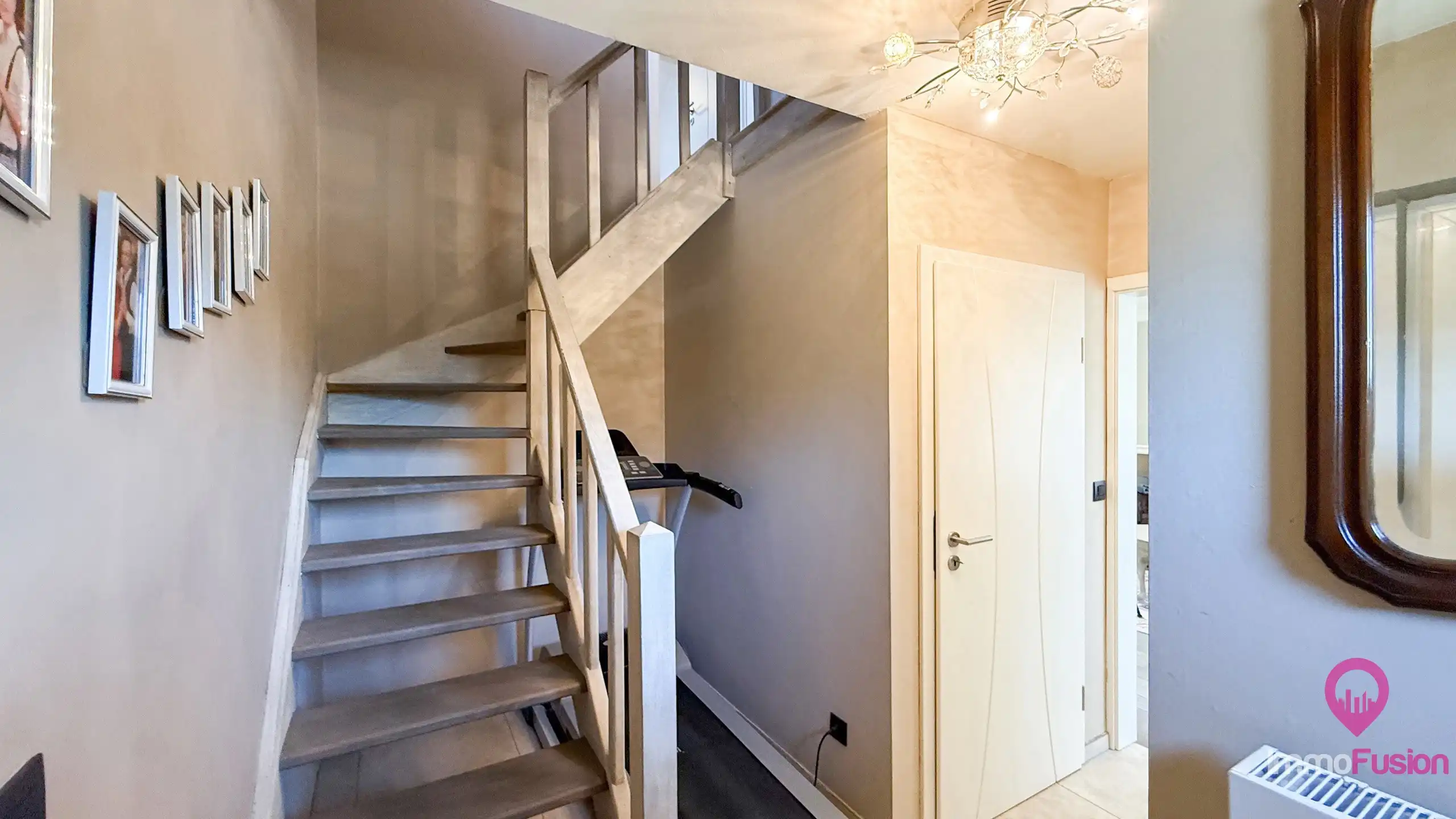 Instapklare gezinswoning met 3 slpk op toplocatie in HH foto 18