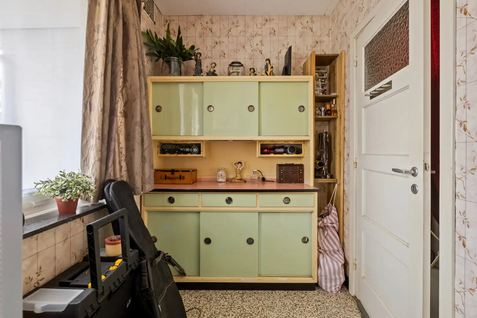 Renovatieproject te koop in Houthalen foto 13