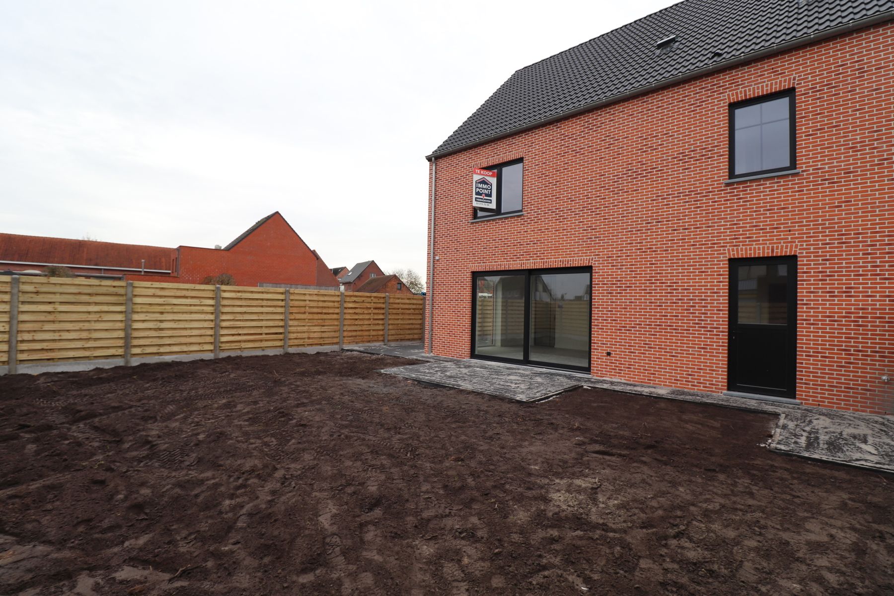 Ruime gezinswoning (ca 245 m²) met 3 slaapkamers op perceel van ca. 330 m². foto 19