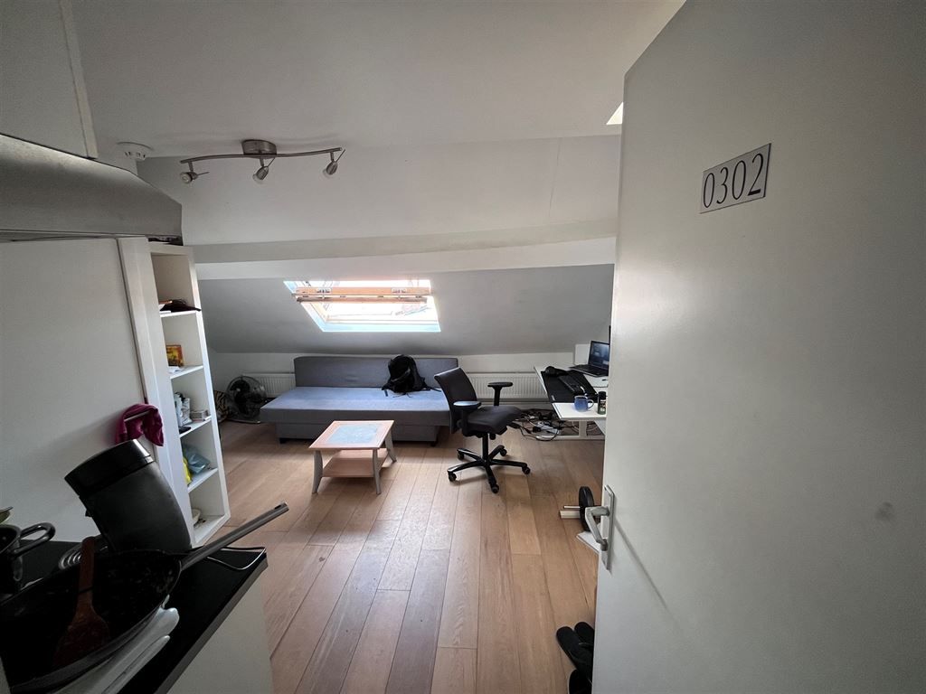 Studentenkamer foto {{pictureIndex}}