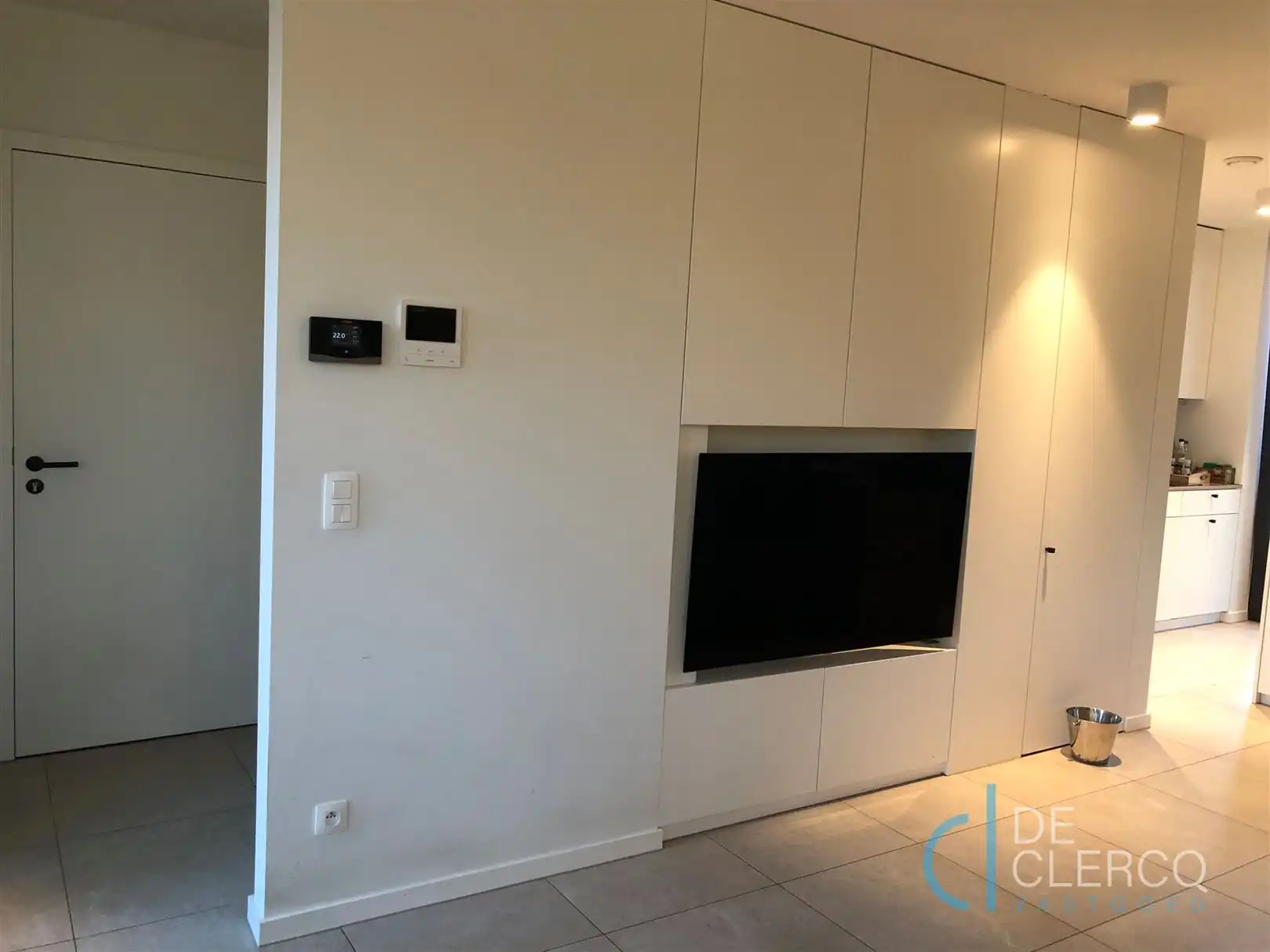 Luxueus duplex-appartement te huur in centrum Lochristi! foto 5