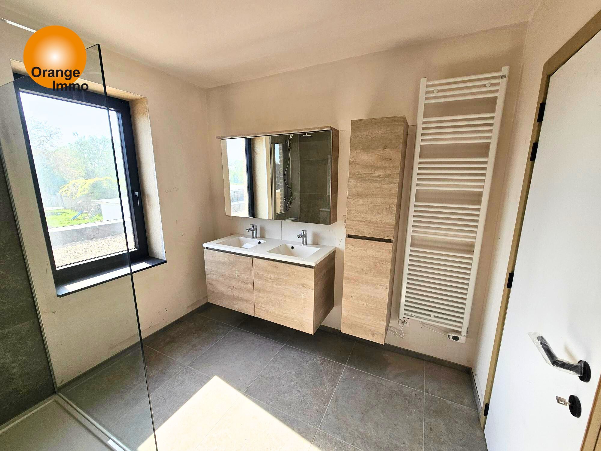 Duurzame nieuwbouw BEN-woning met 4 slaapkamers rustig gelegen in het pittoreske Vucht. Vlotte verbinding naar de autostrade richting A’pen/Brussel/Nl. foto 7