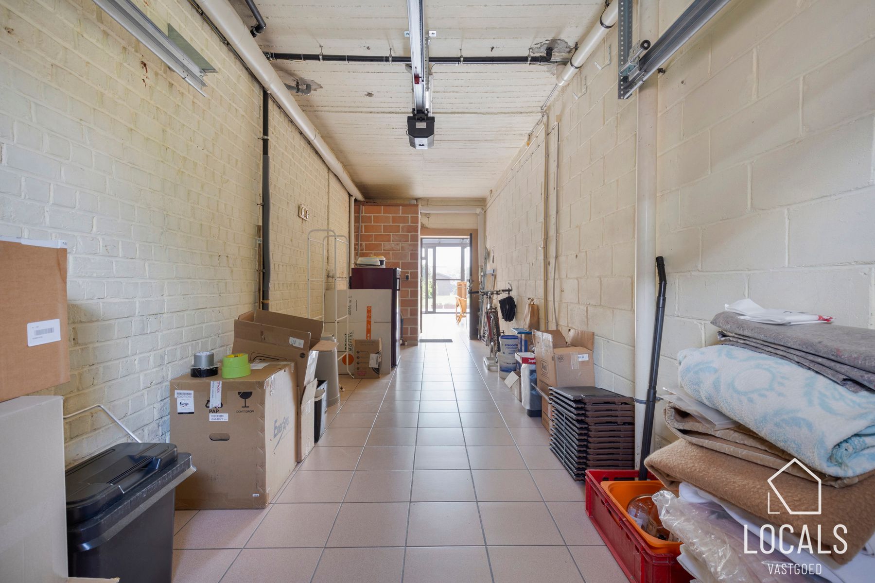 Instapklare woning met 3 slaapkamers + zolder, tuin, garage foto 24