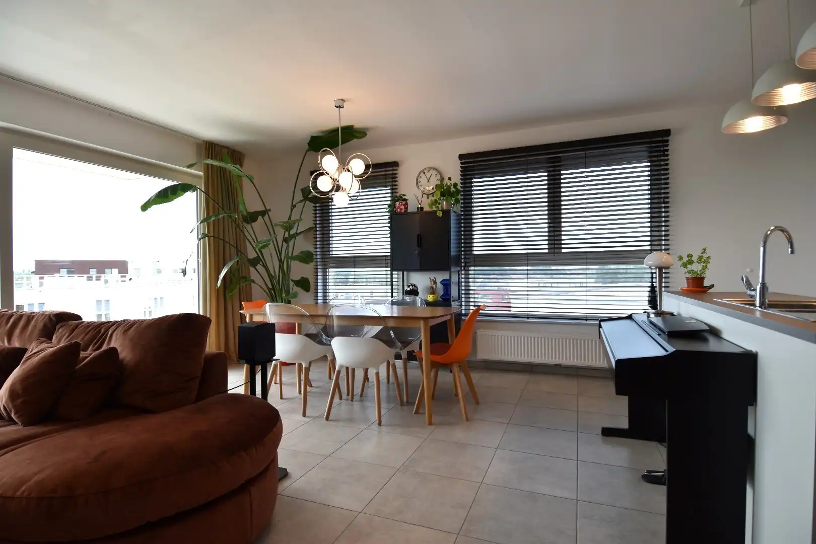 Prachtig 2-slaapkamerappartement (BJ 2021) met zicht op de Leie te koop in Harelbeke foto 8