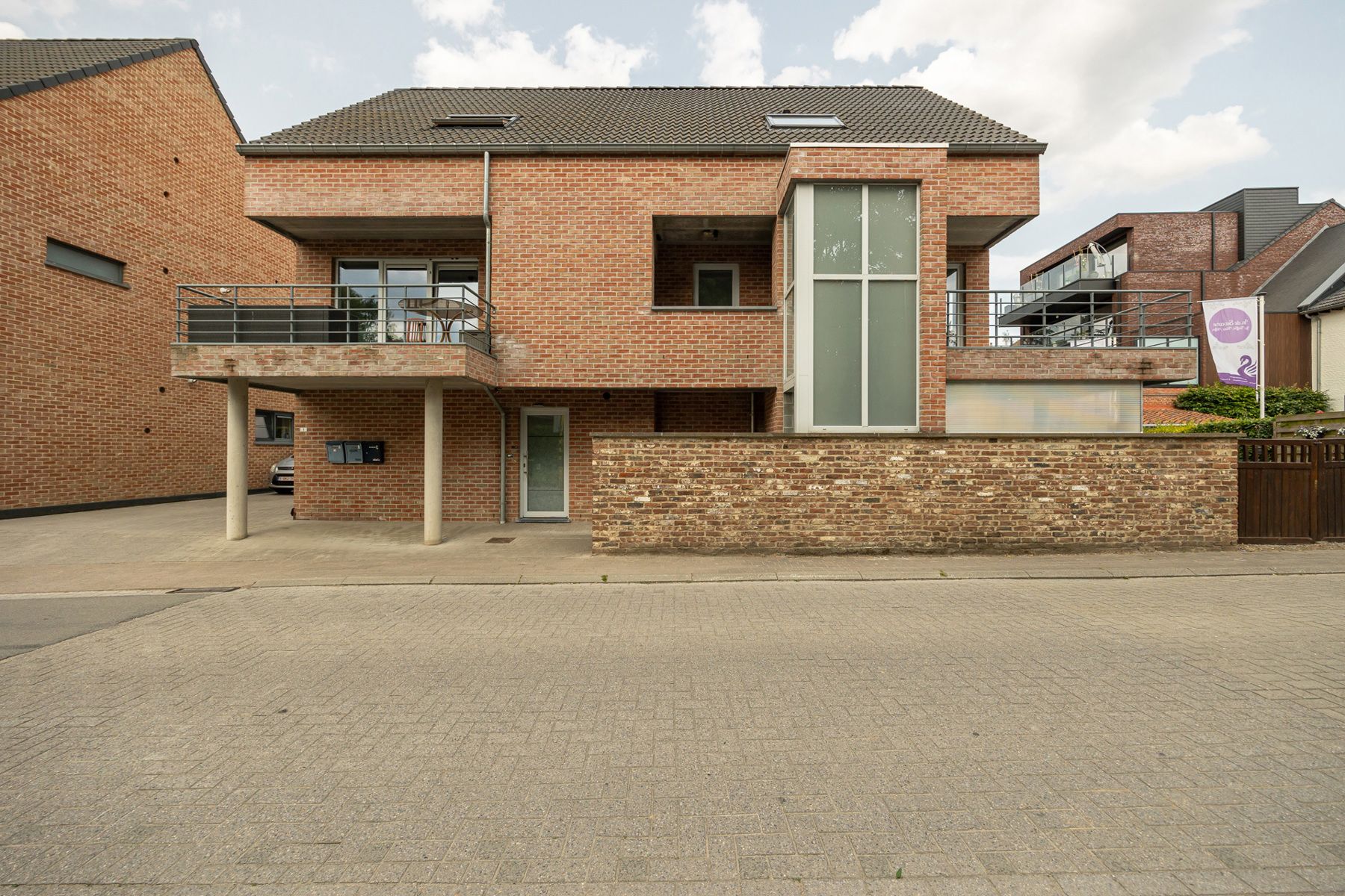 Appartement te koop foto {{pictureIndex}}