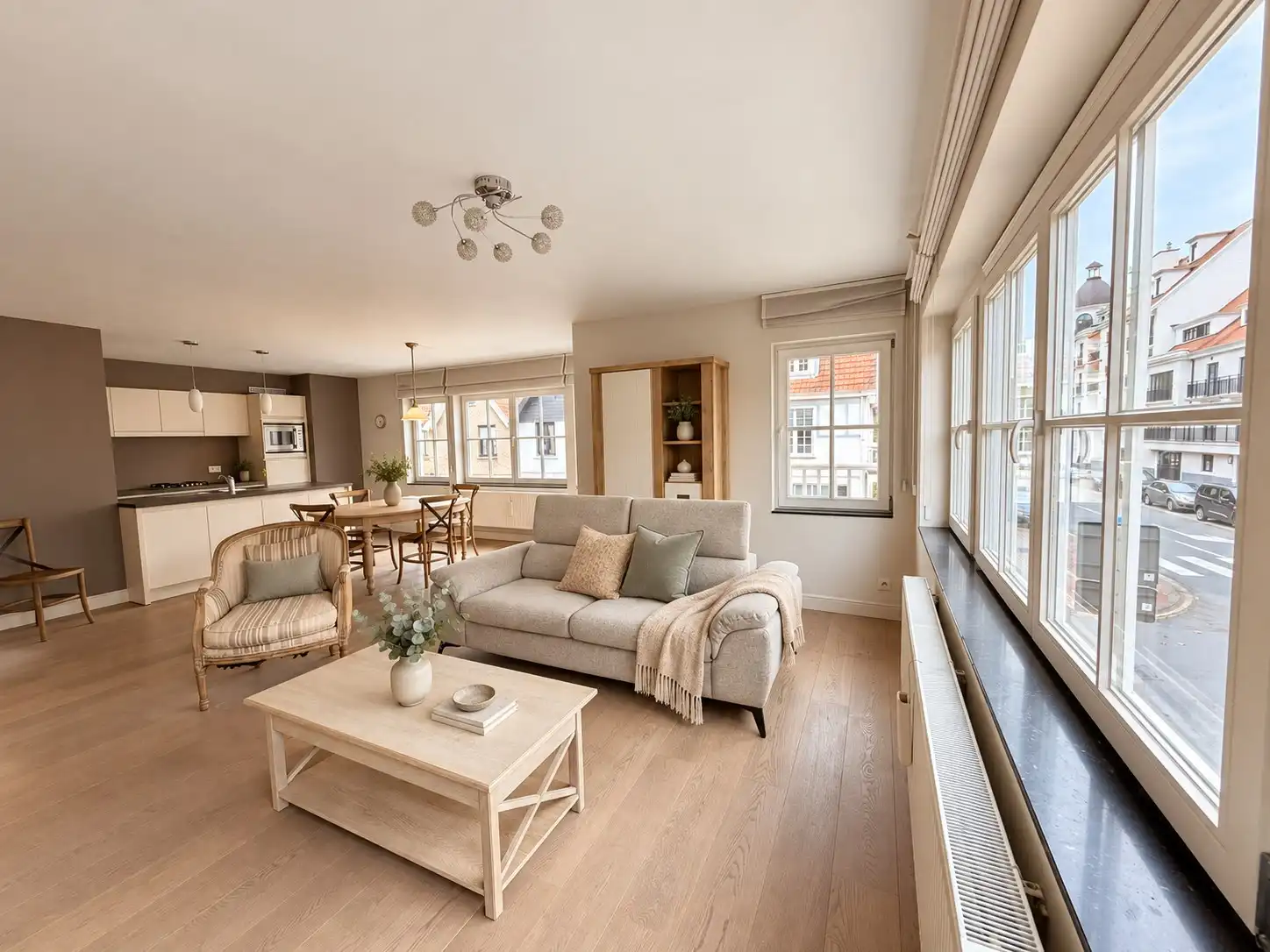 Twee slaapkamer appartement in hartje Knokke foto 2