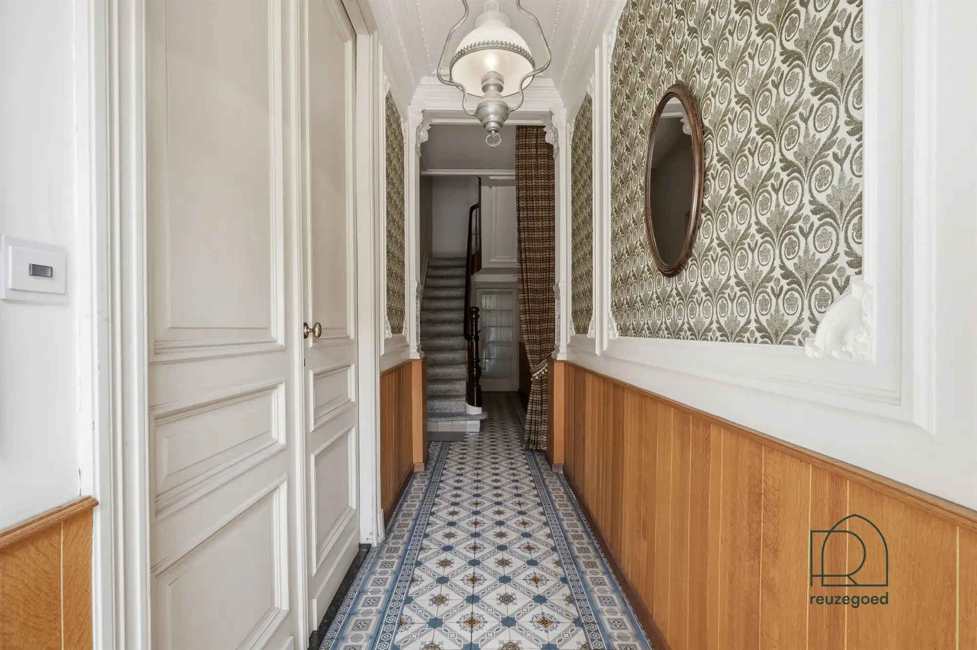 Karaktervolle renovatiewoning met diepe tuin in het hart van Berlaar foto 3