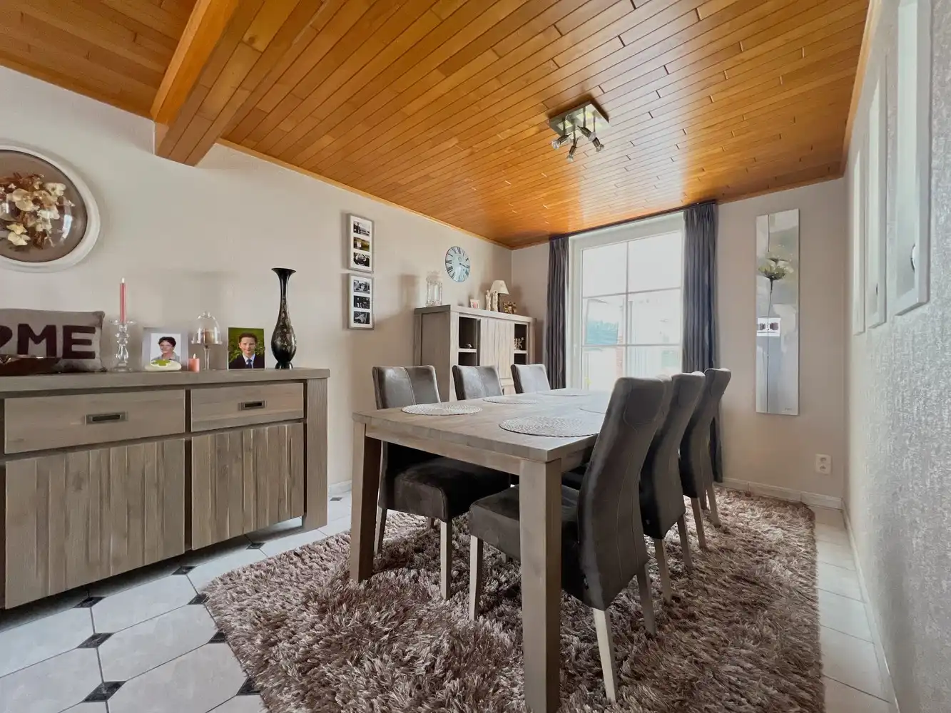 Topper! Ruime gezinswoning op 1640m² met garage! foto 4