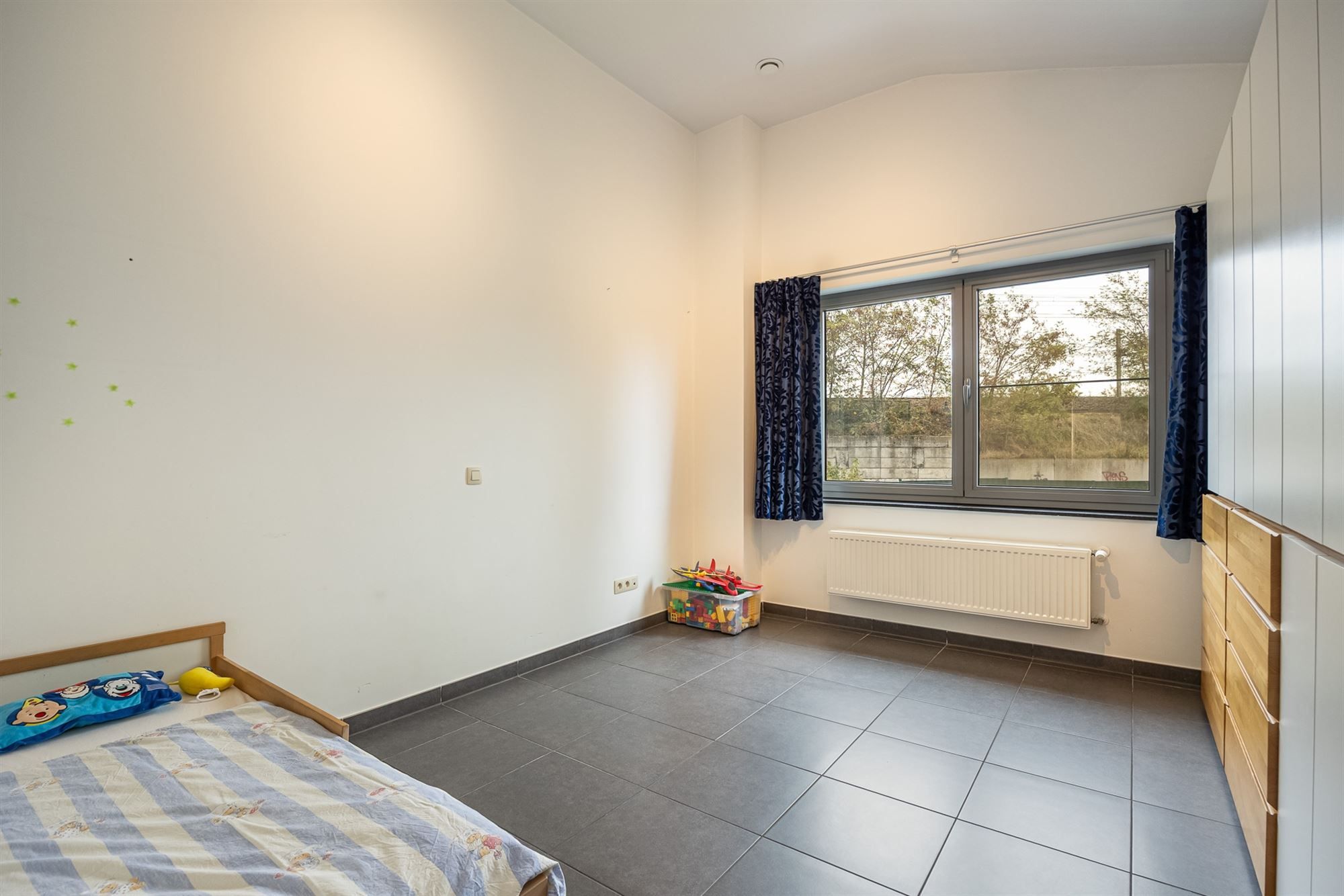 Halfopen energiezuinige woning met drie slaapkamers foto 11