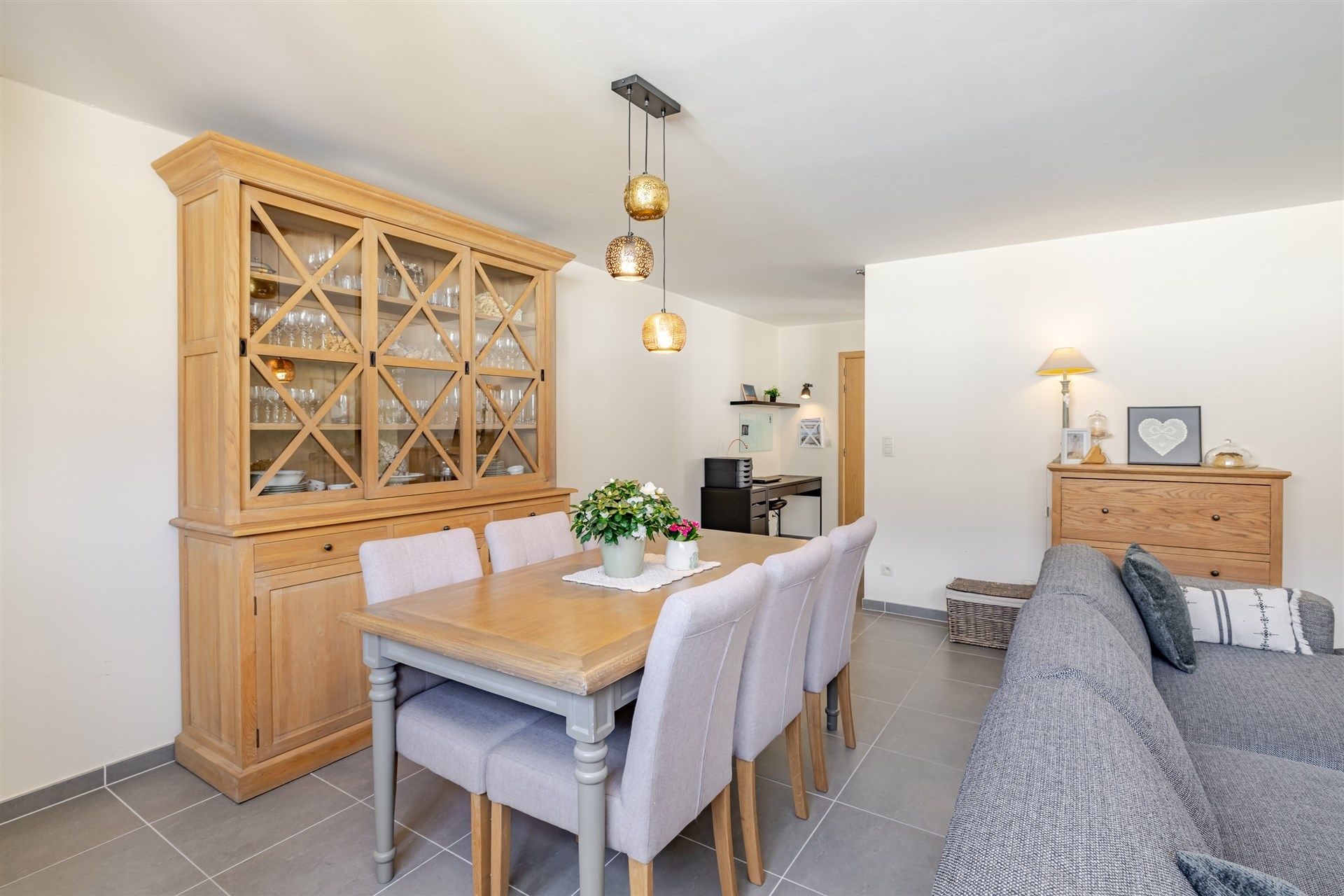 Prachtige woning met 4 slks, garage en stadstuintje foto 12