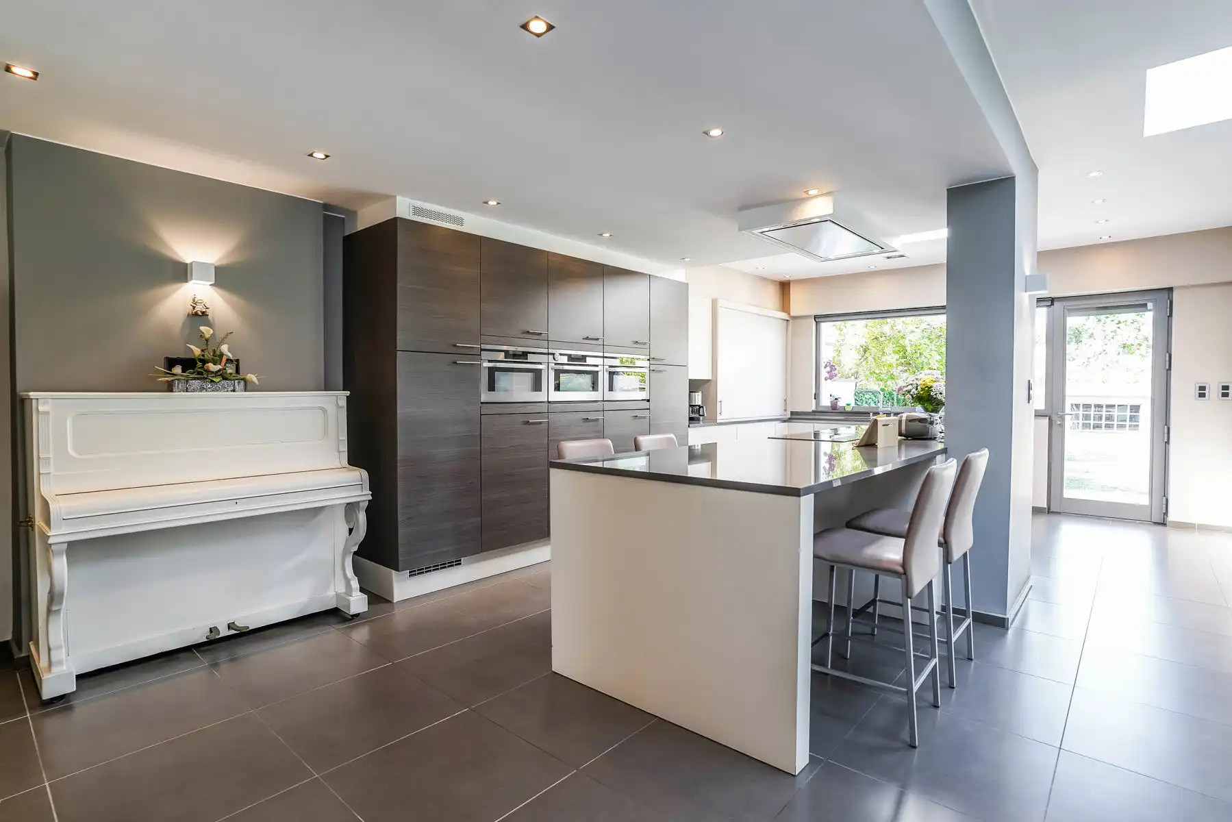 Knap gerenoveerde HOB- woning op toplocatie te Londerzeel. foto 10