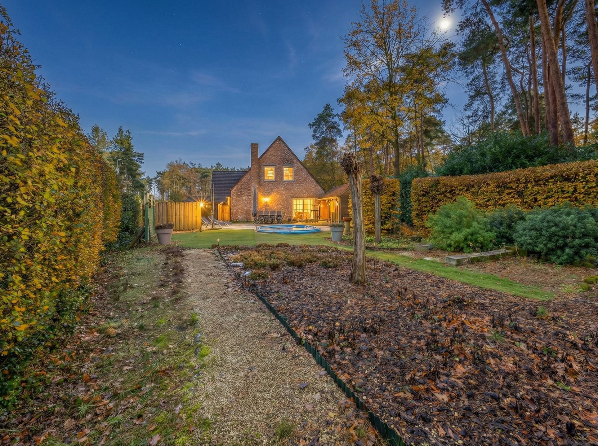 Ruime en lichtrijke gezinswoning te koop in Zandhoven foto 25