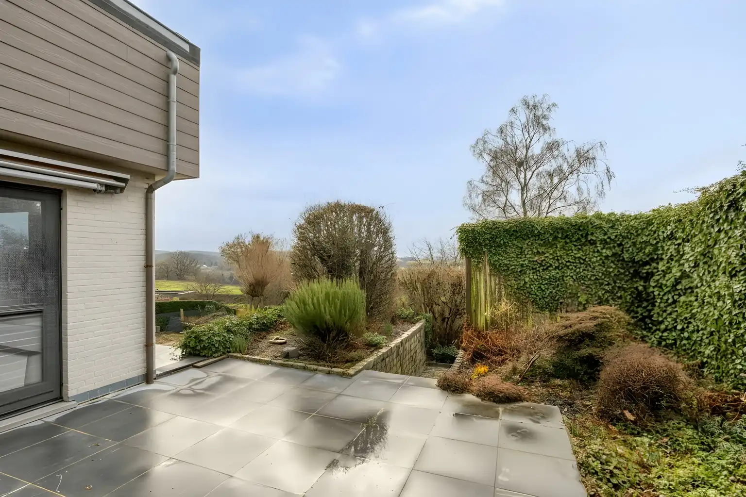 MOOIE ARCHITECTENWONING MET VERZICHT foto 28