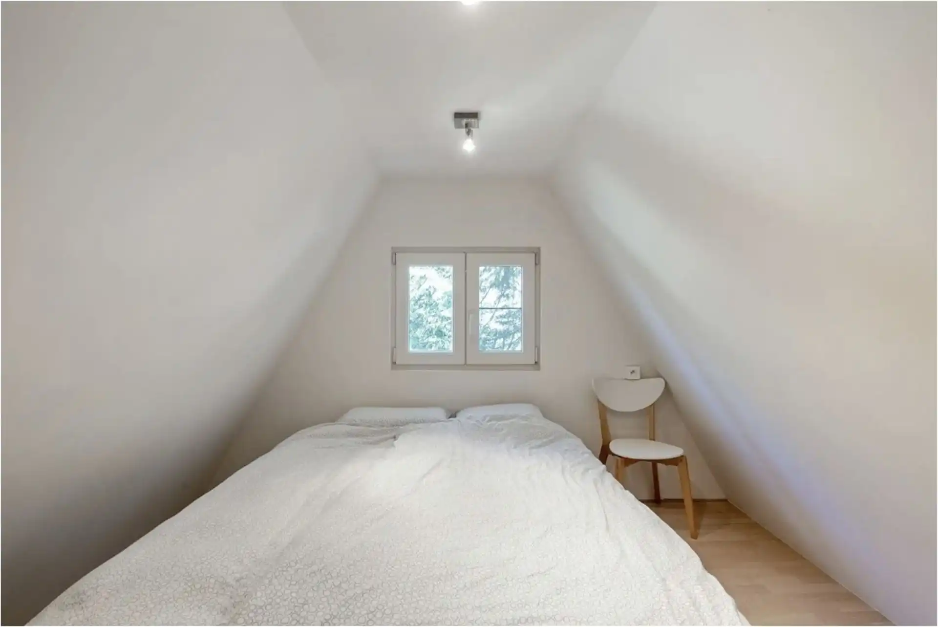 Instapklare vakantiewoning (punthuisje) met 2 slaapkamers op vakantiedomein Sonnevijver! foto 16