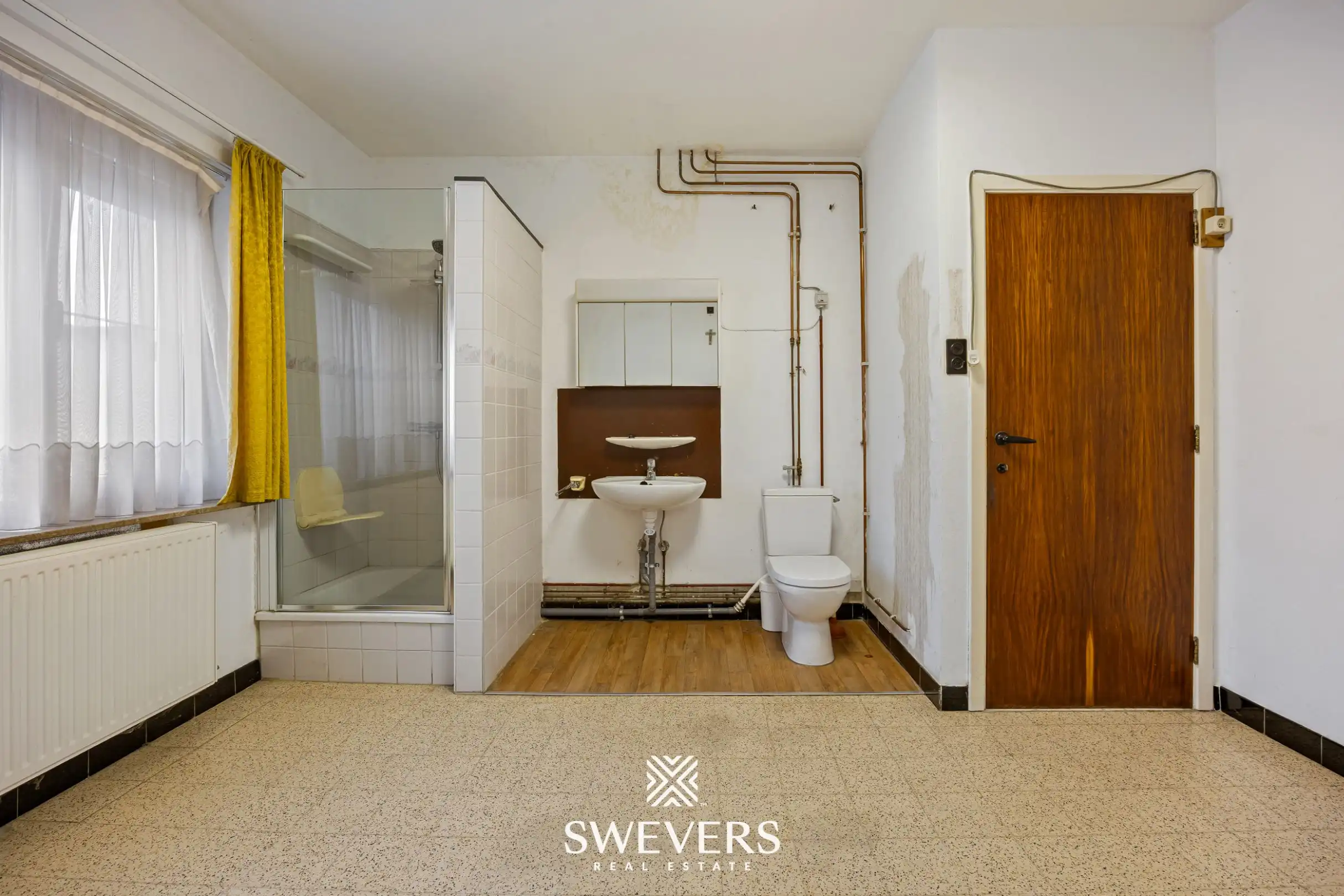 Ideale starterswoning met 4 slaapkamers op zonrijk perceel foto 17