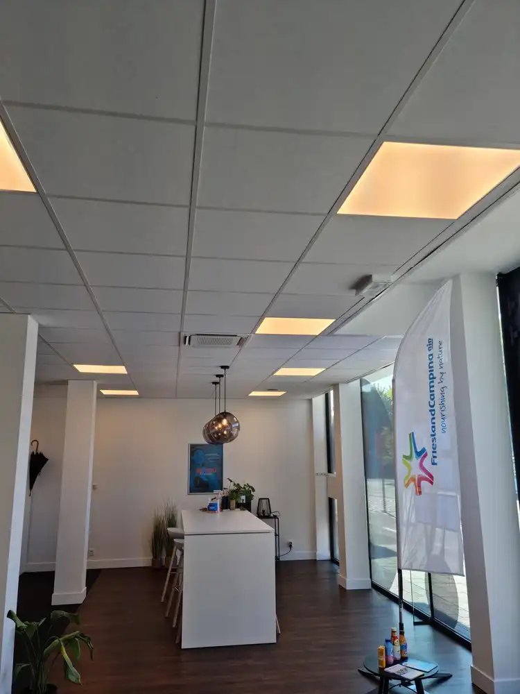 Instapklaar commercieel gelijkvloers (233 m²) met 3 parkeerplaatsen te huur in Aalter foto 13