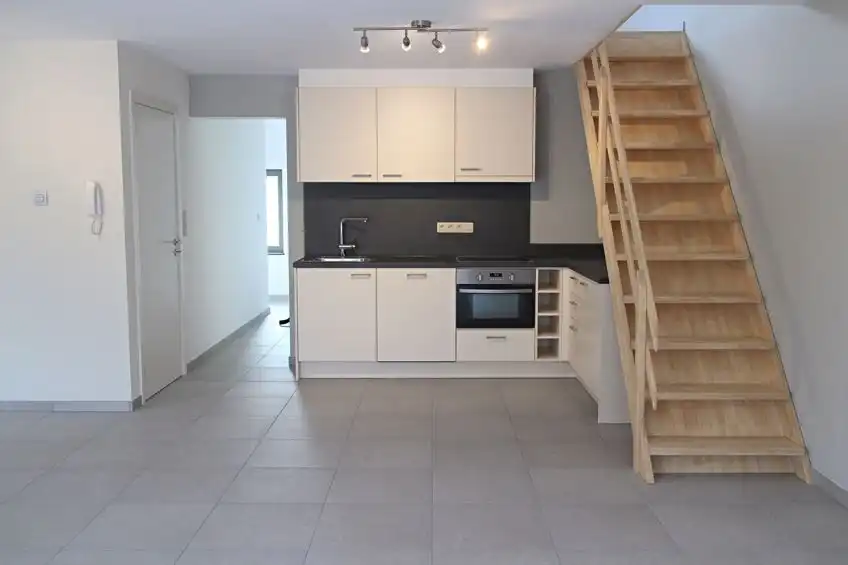 RECENT APPARTEMENT MET 1 SLAAPKAMER EN RUIM TERRAS TE ZELEM! foto 11