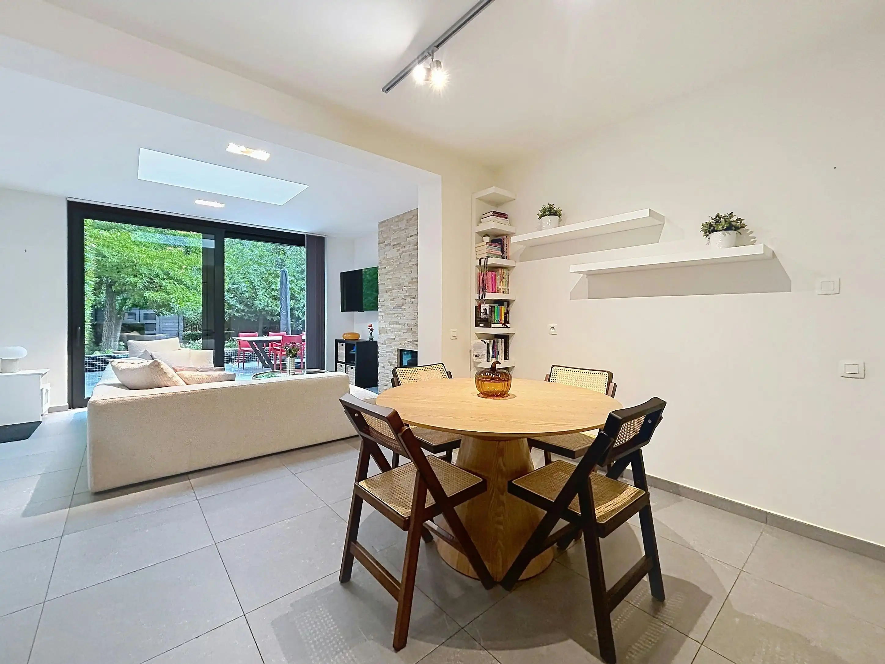 Ruime kangoeroewoning van ca. 308 m² te koop in Wilrijk foto 16