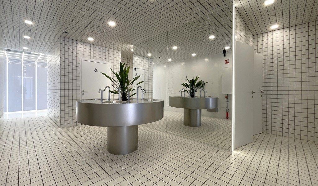 SQ Antwerp Tower - Luxueuze gemeubelde kantoren met diensten foto 25