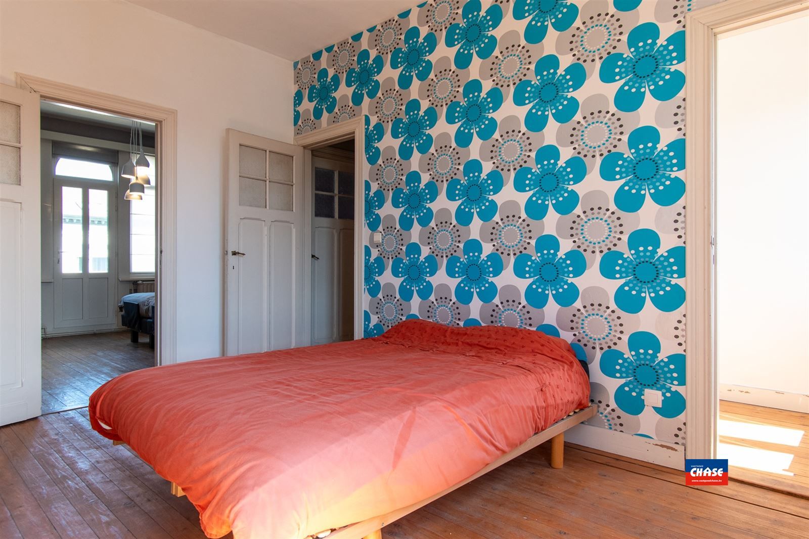 Karaktervolle burgerwoning met 4 ruime slaapkamers en stadstuin foto 22