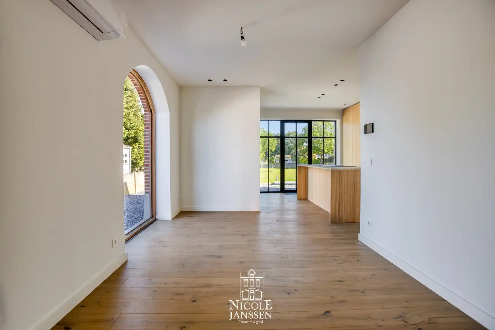Nieuwbouwwoning van 194m² foto 8