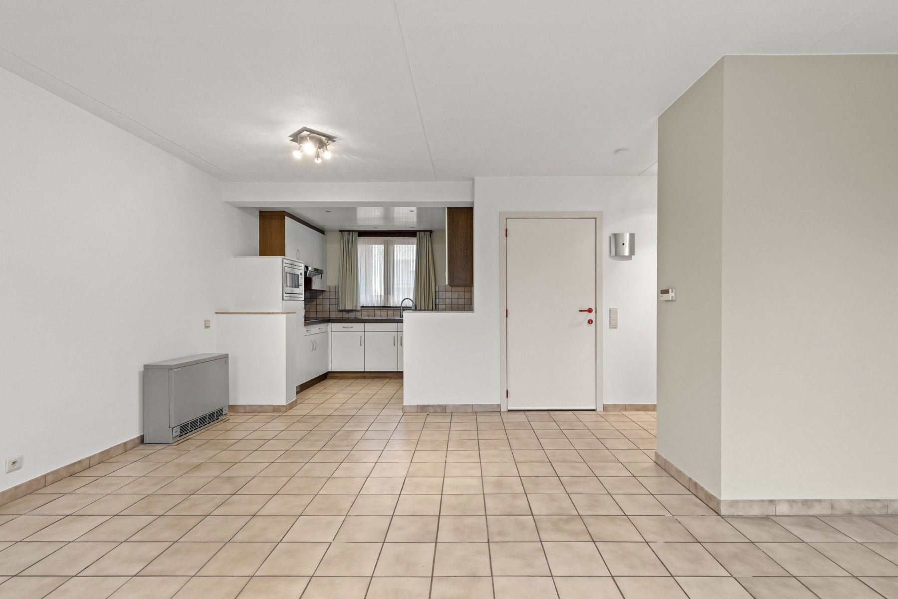 Centraal gelegen 3slpk appartement te Herzele! foto 4